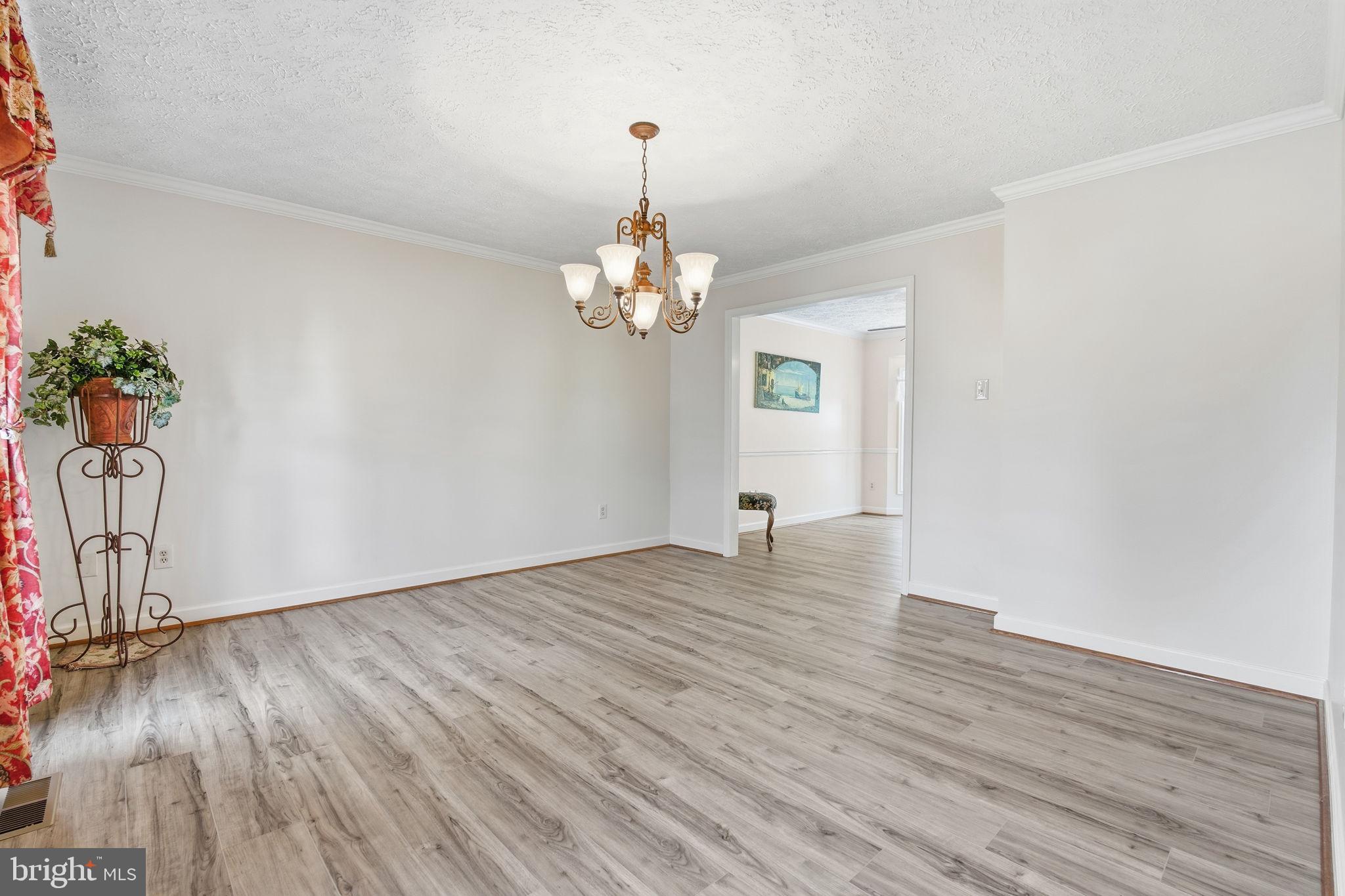 BRENTWOOD PARK - Residential