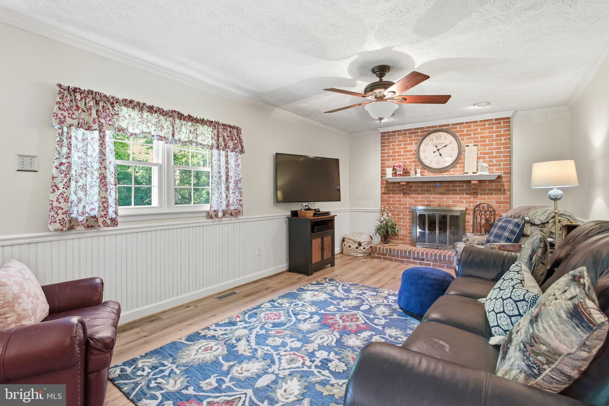 BRENTWOOD PARK - Residential