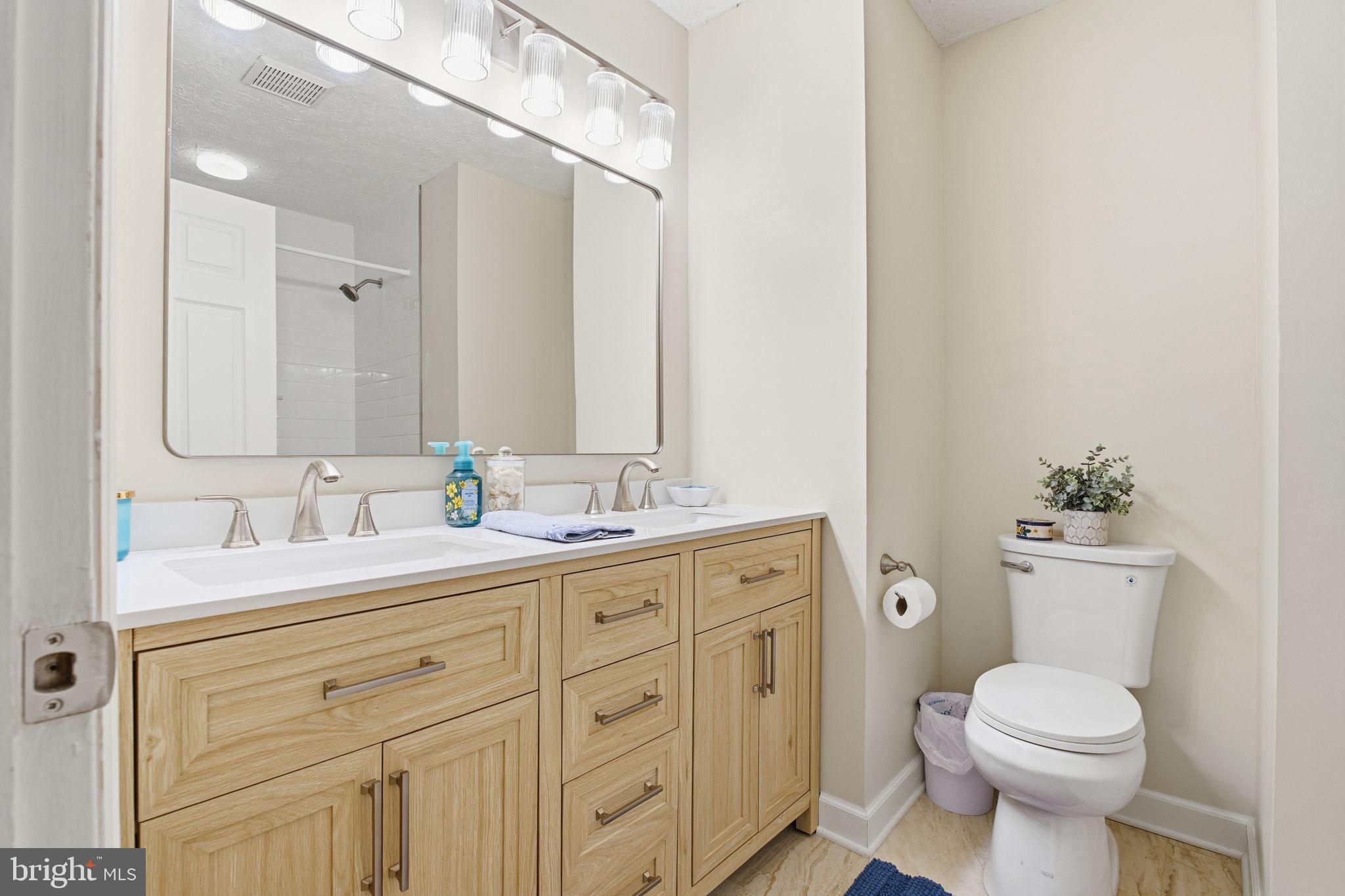 BRENTWOOD PARK - Residential