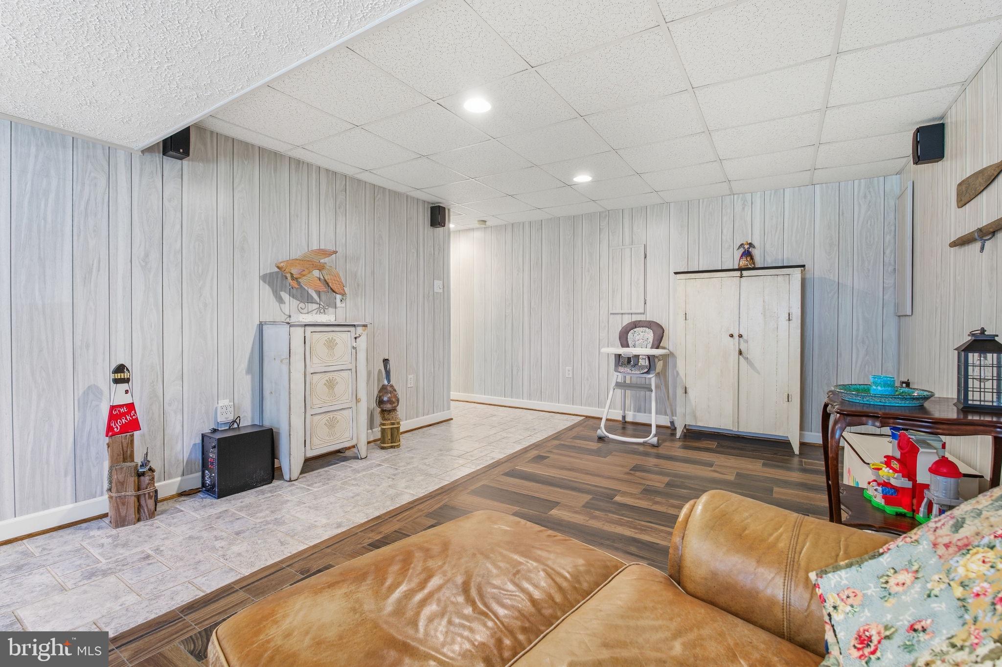 BRENTWOOD PARK - Residential
