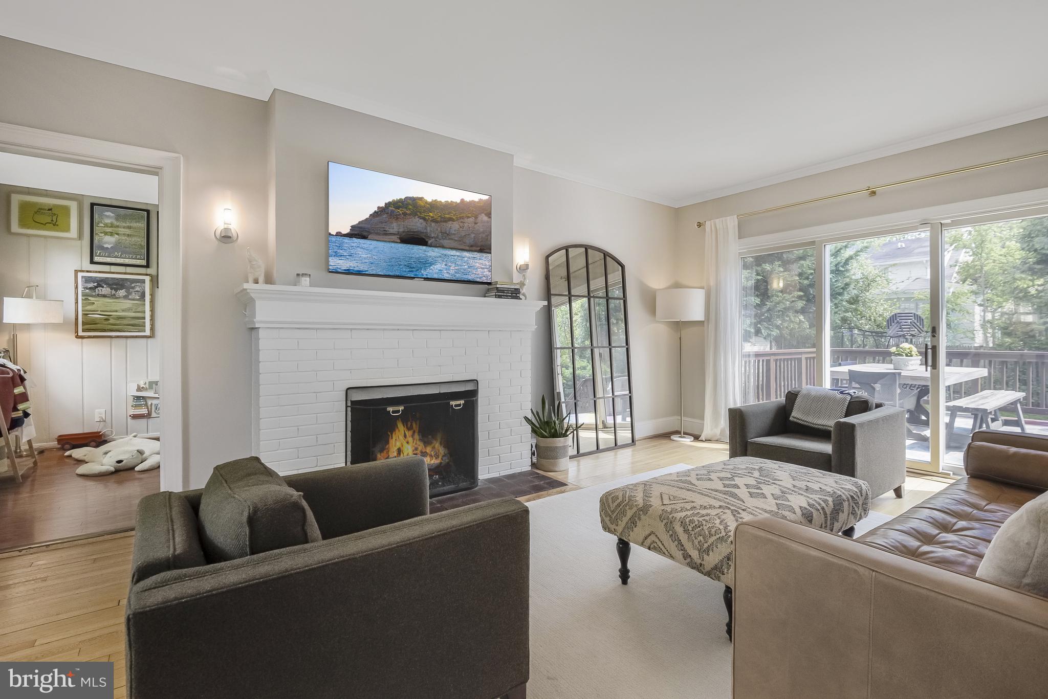 CHEVY CHASE - Residential