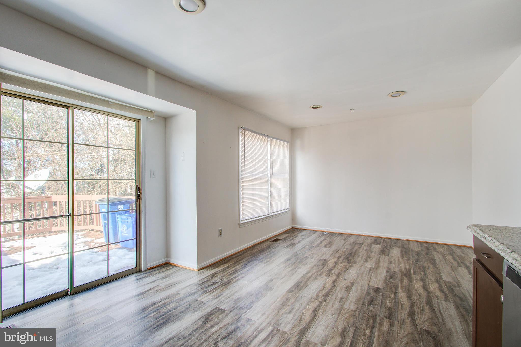 FLOWER HILL - Residential Lease