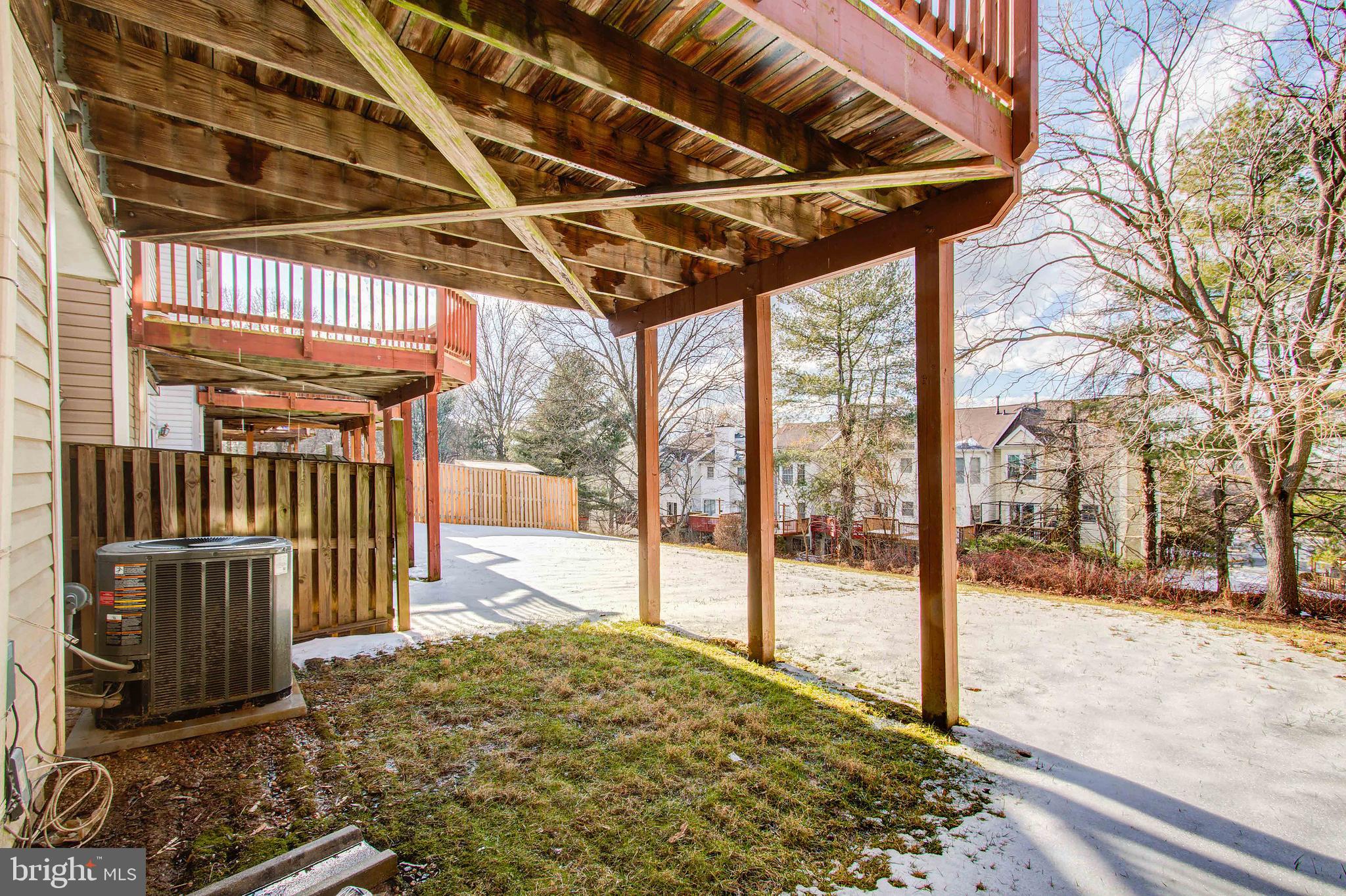 FLOWER HILL - Residential Lease