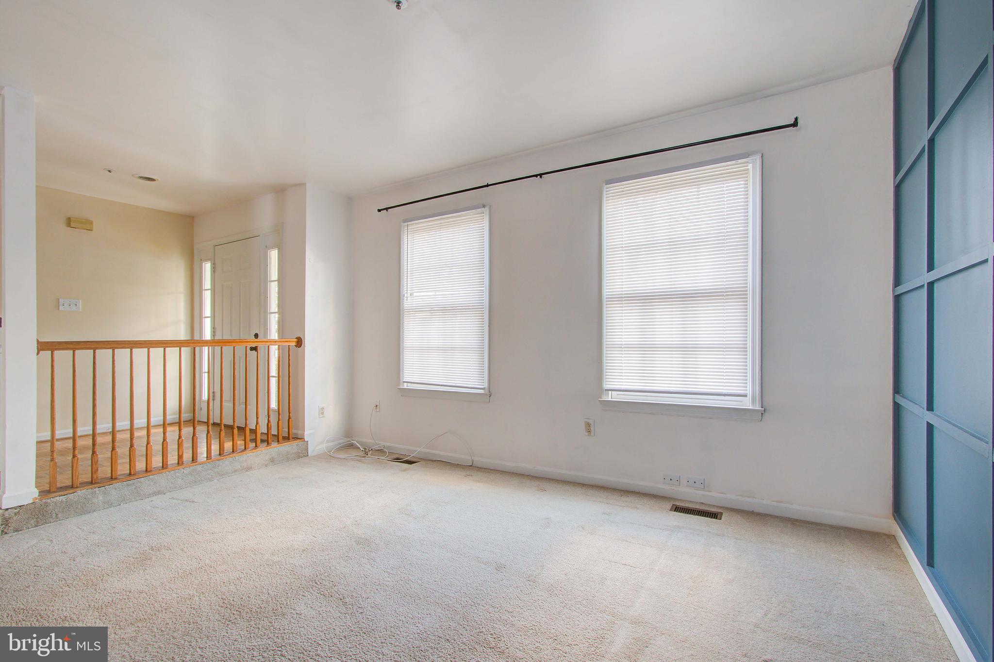 FLOWER HILL - Residential Lease