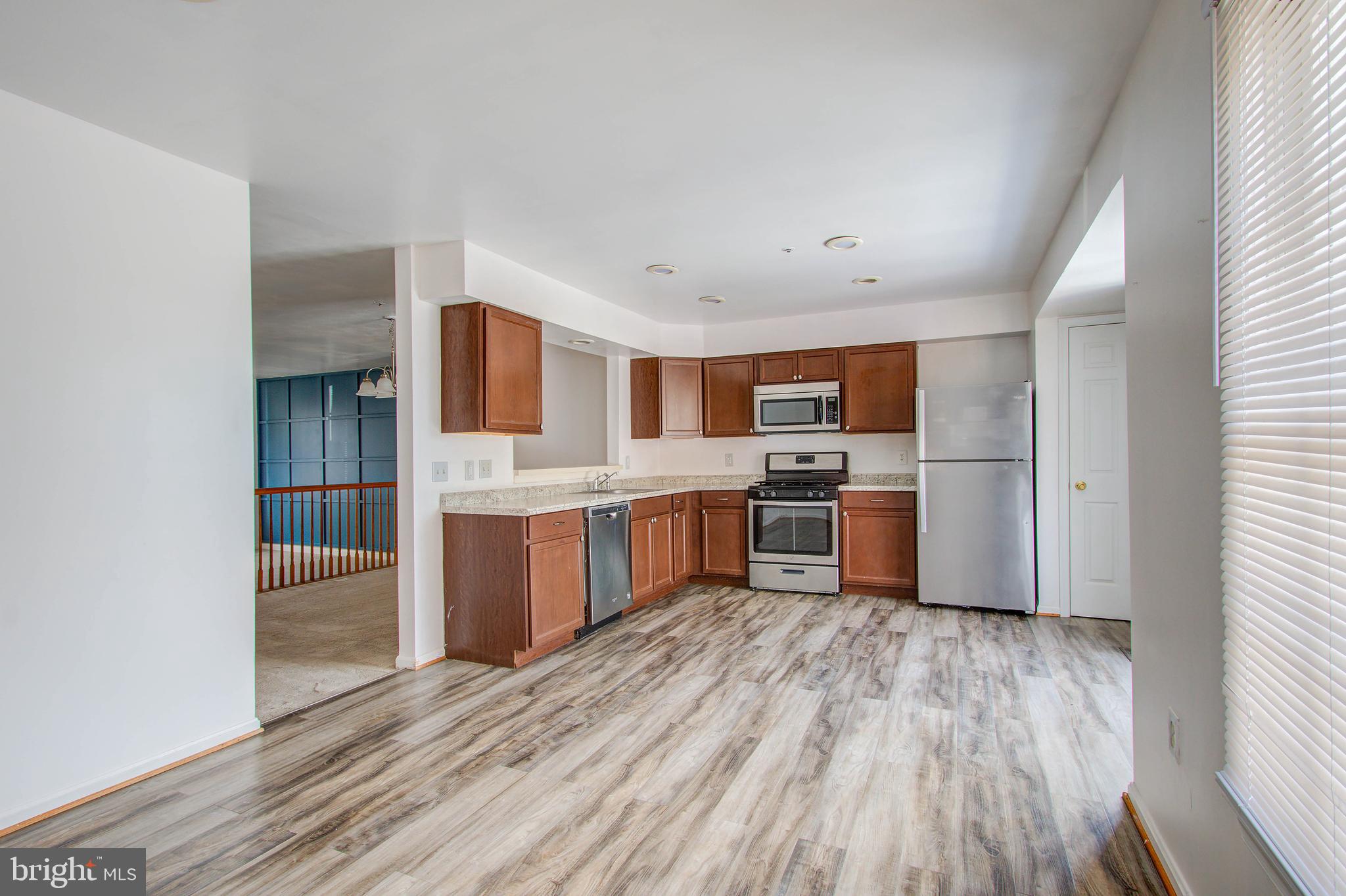 FLOWER HILL - Residential Lease