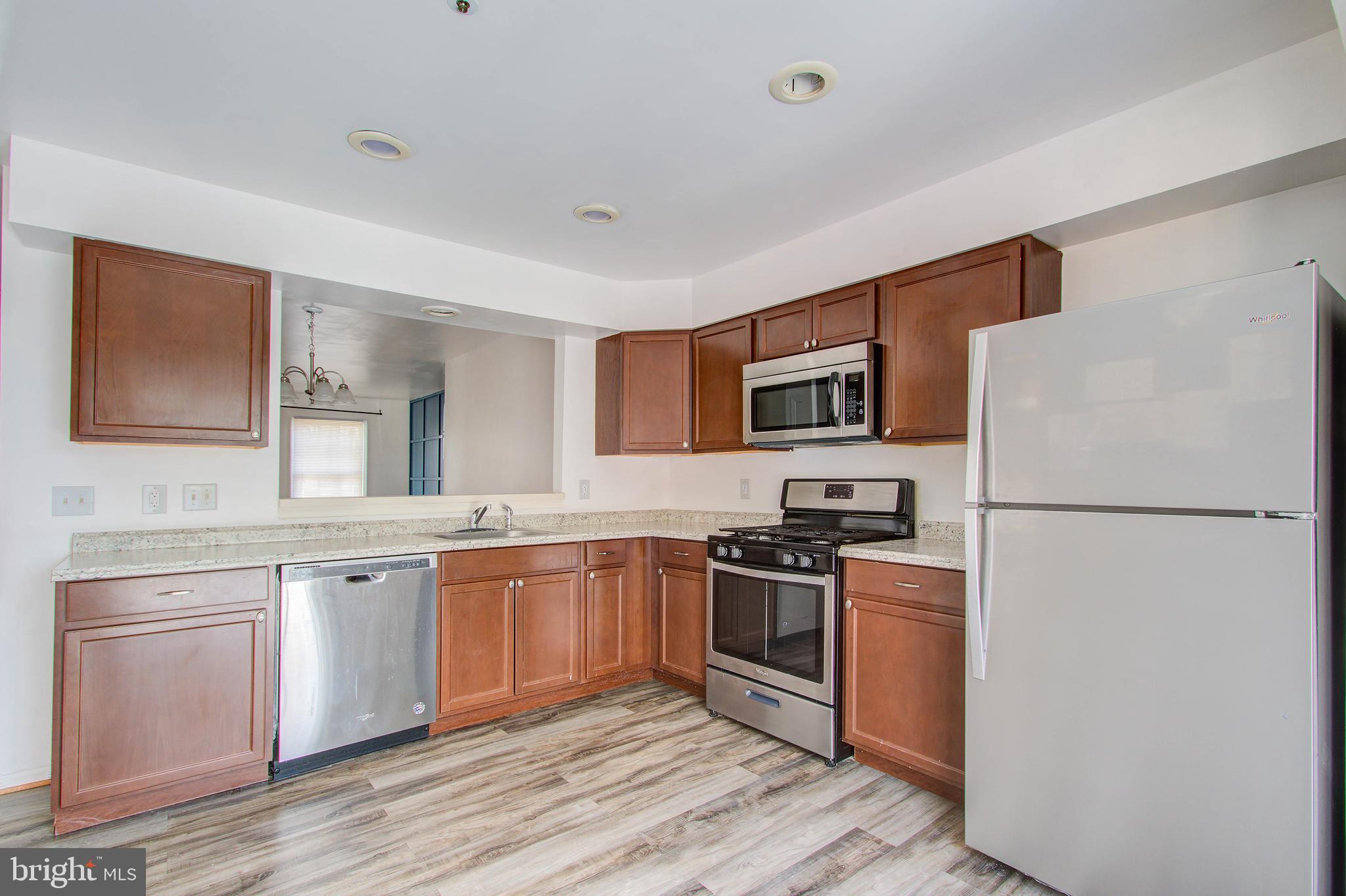 FLOWER HILL - Residential Lease