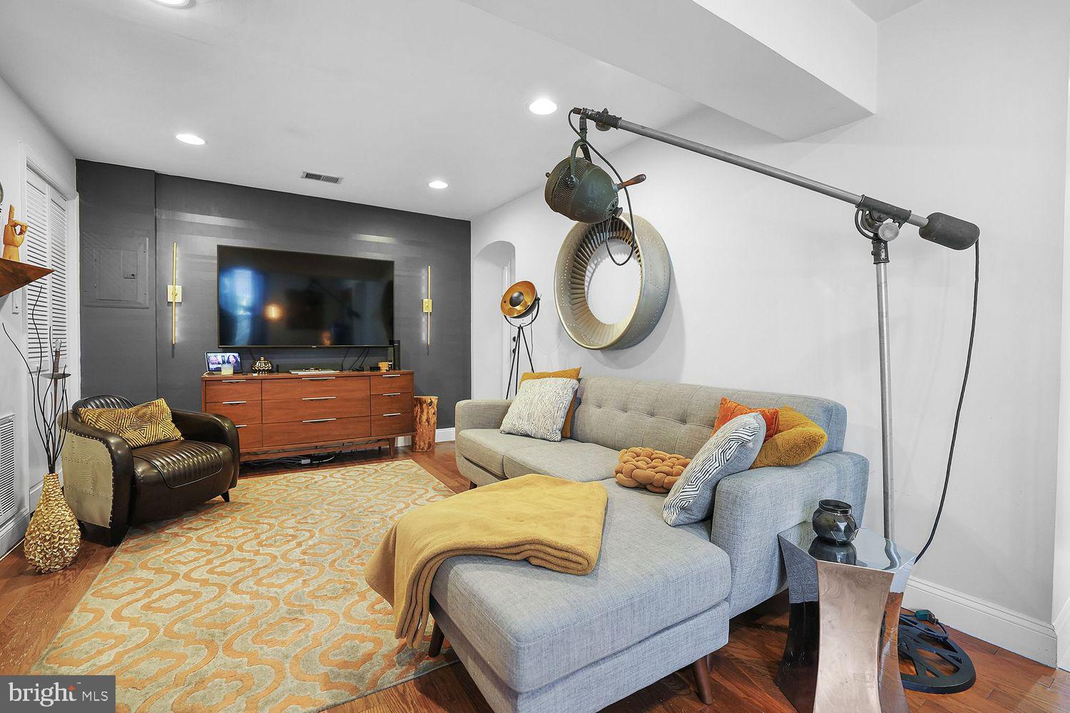 16TH STREET HEIGHTS - Residential