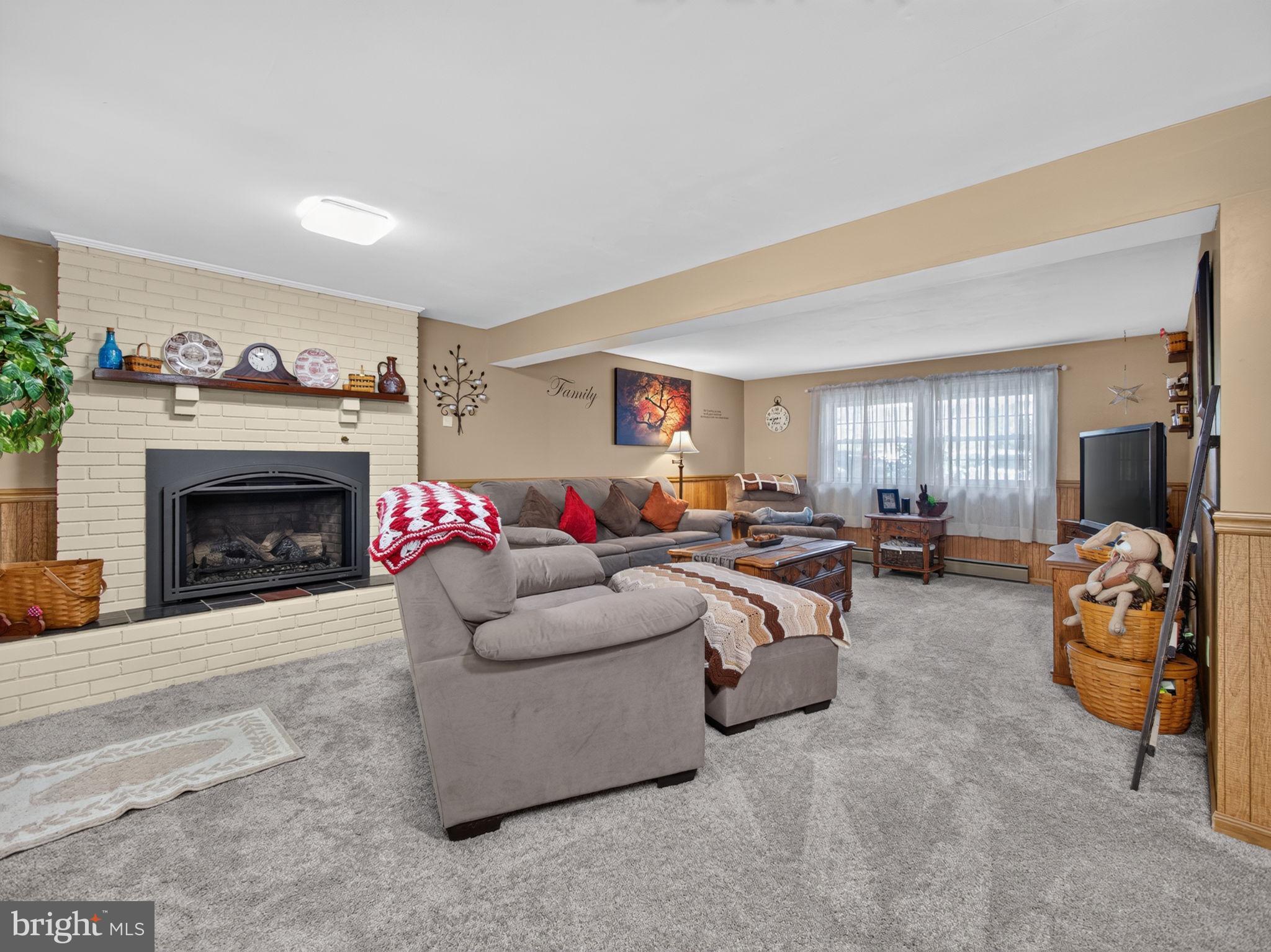 WESTVIEW HEIGHTS - Residential