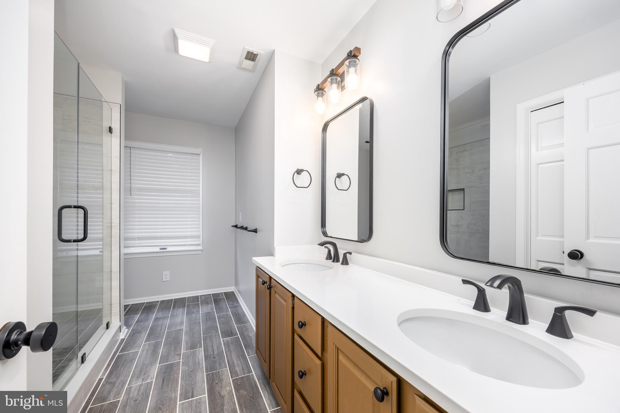 FOXCHASE - Residential