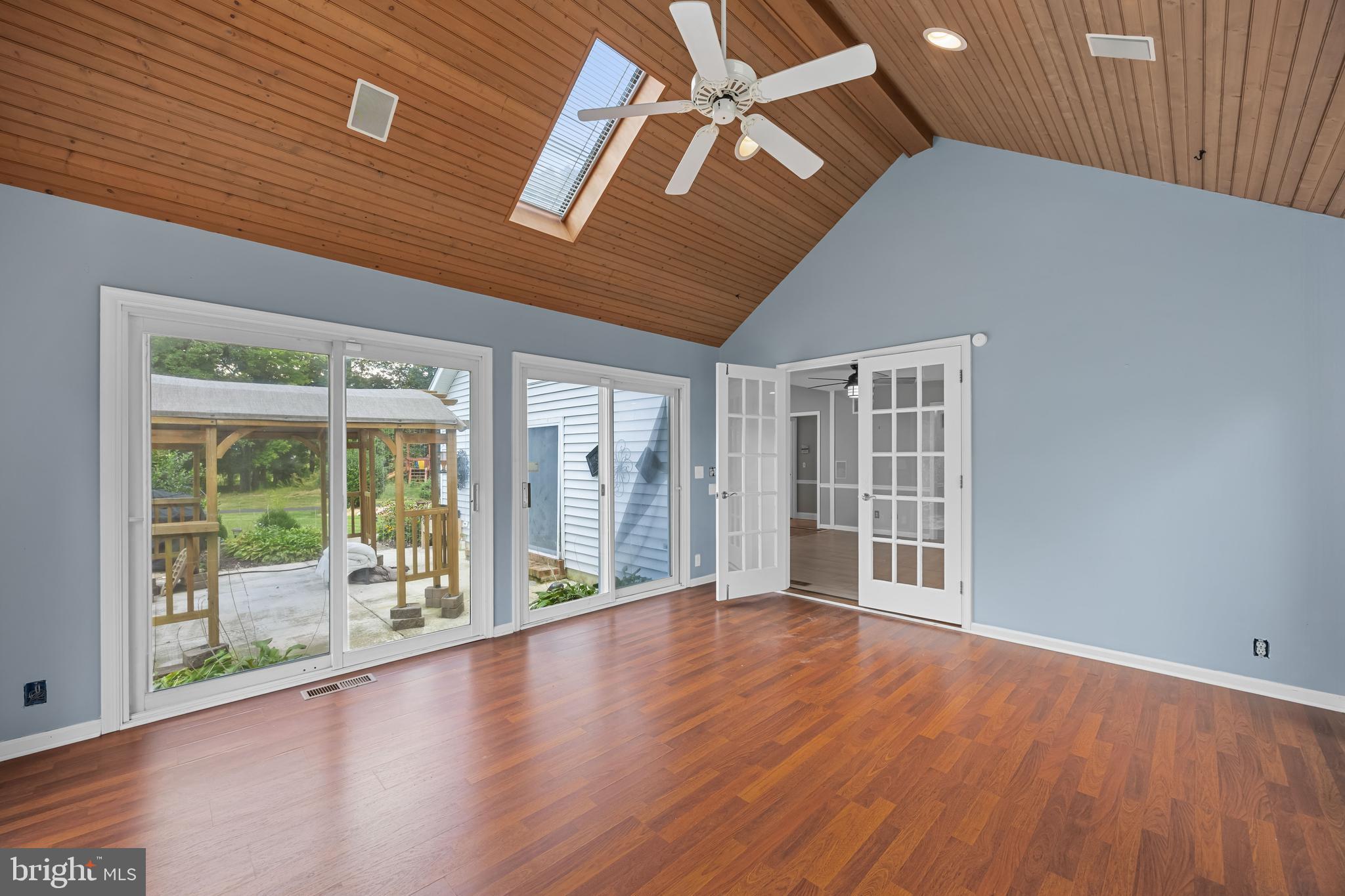 FOXCHASE - Residential