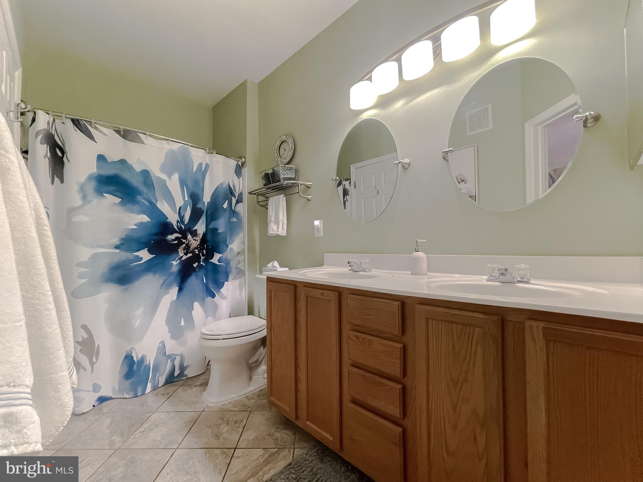 SOLOMONS LANDING - Residential