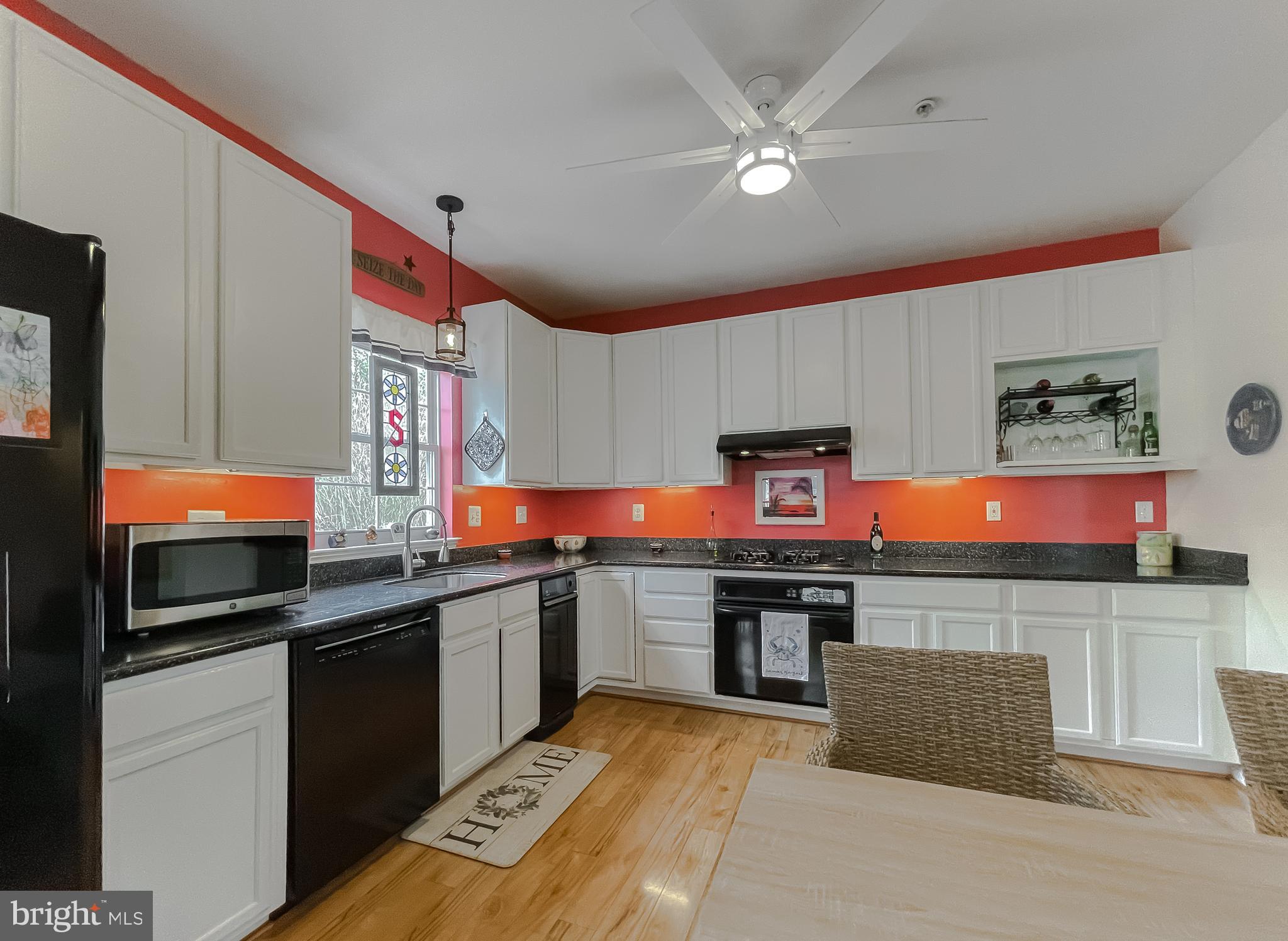 SOLOMONS LANDING - Residential