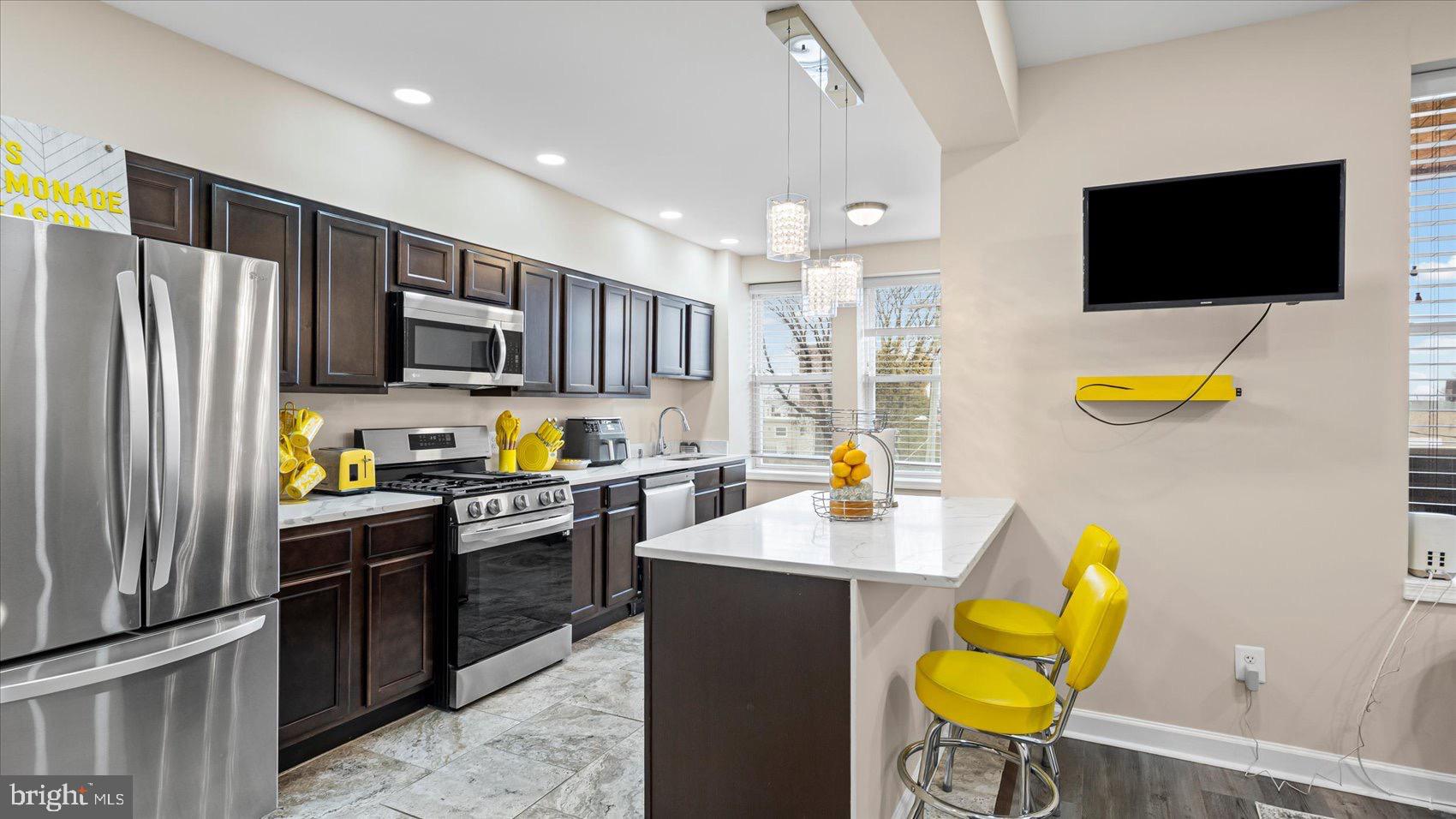 RESERVOIR HILL - Residential