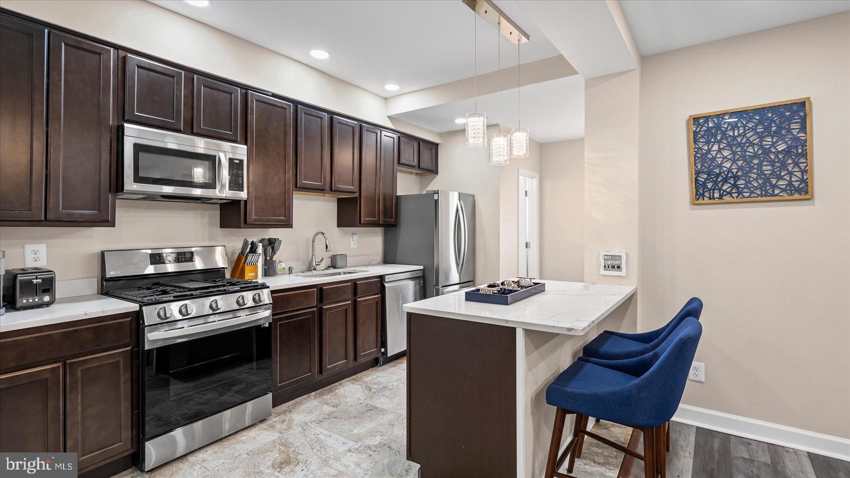 RESERVOIR HILL - Residential