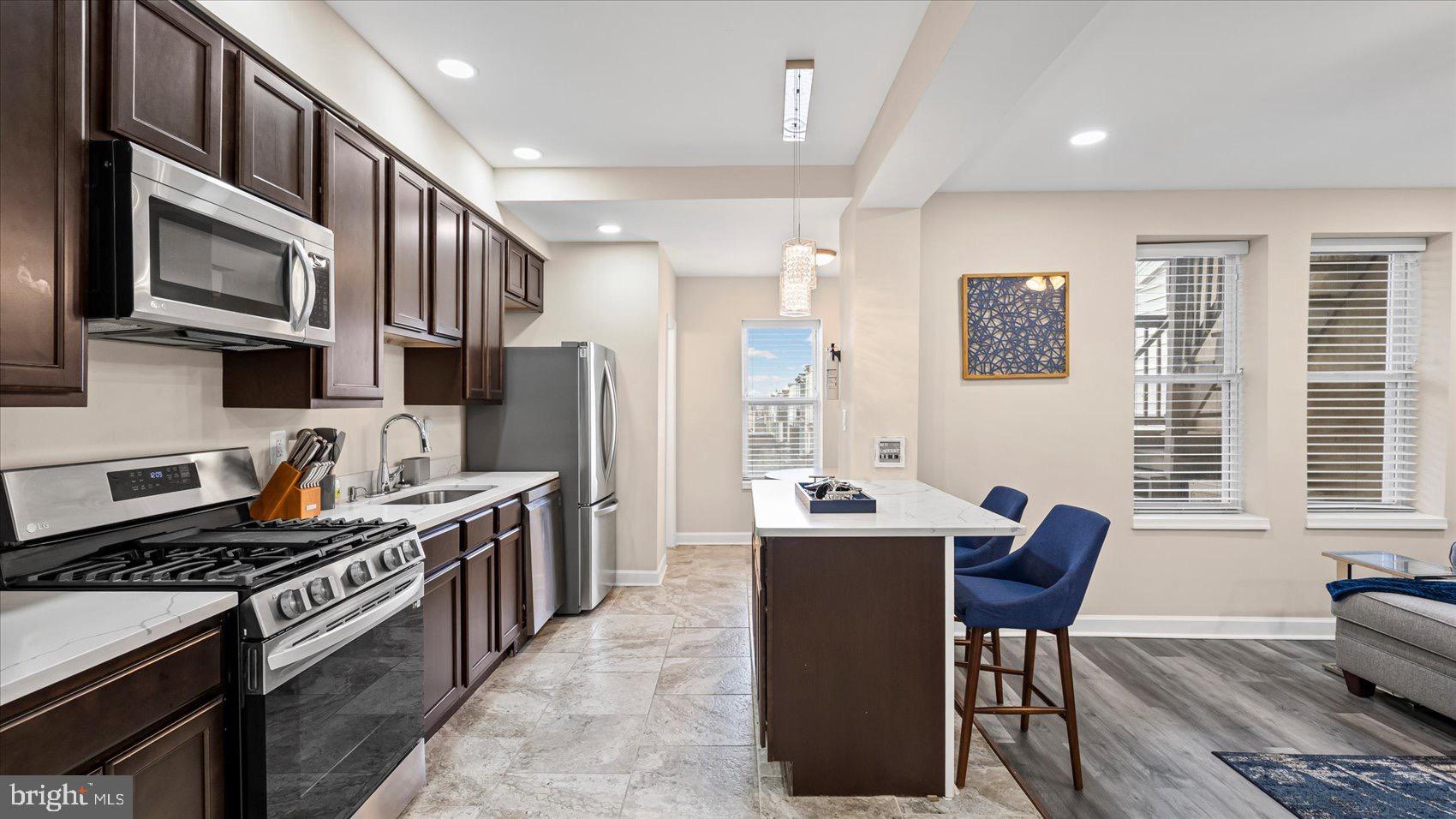 RESERVOIR HILL - Residential