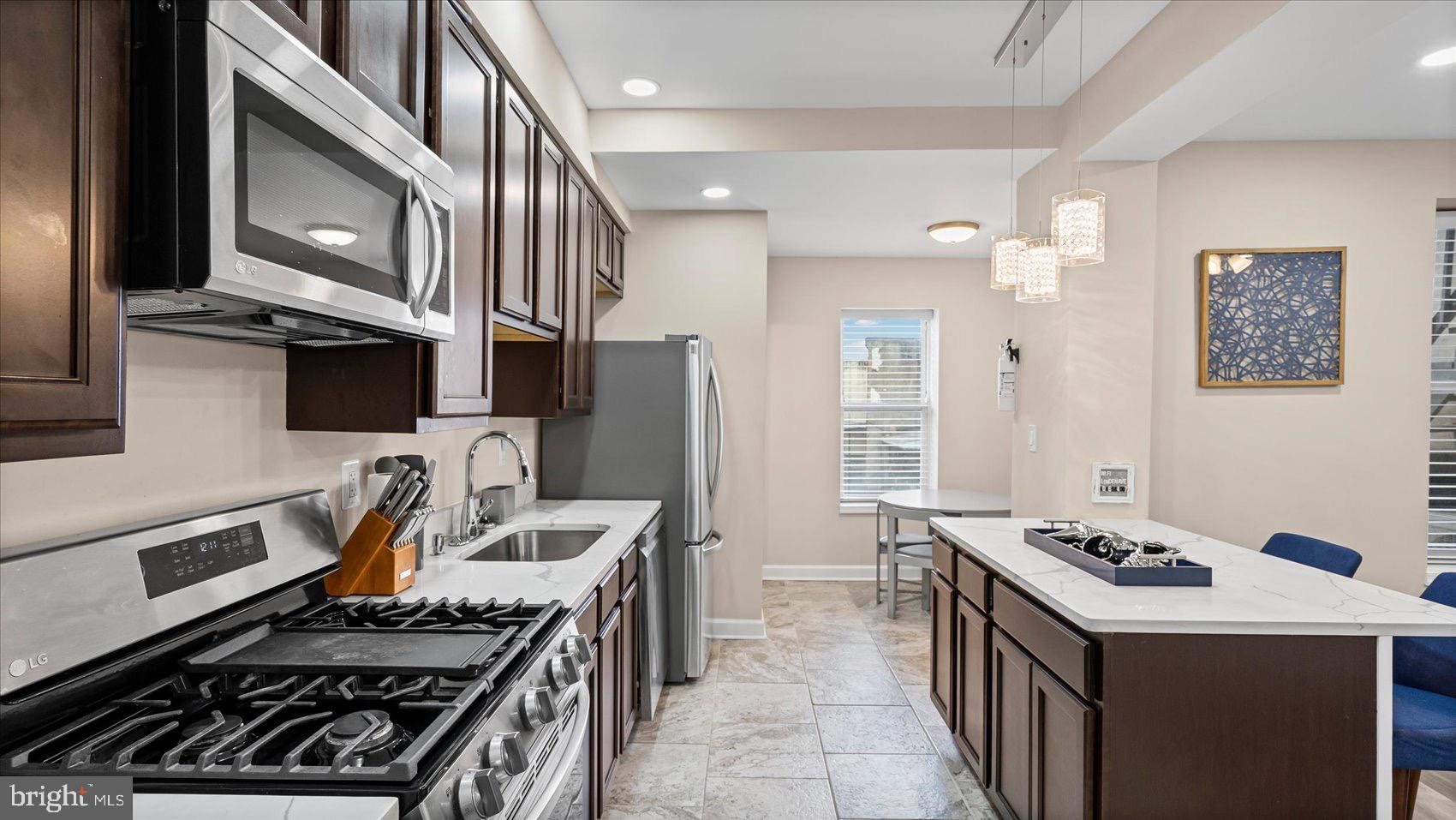 RESERVOIR HILL - Residential