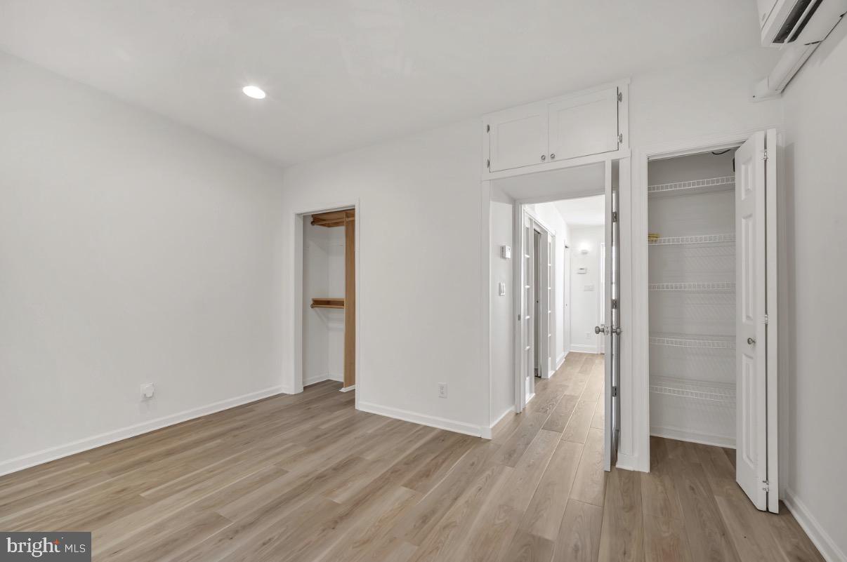 GRADUATE HOSPITAL - Residential