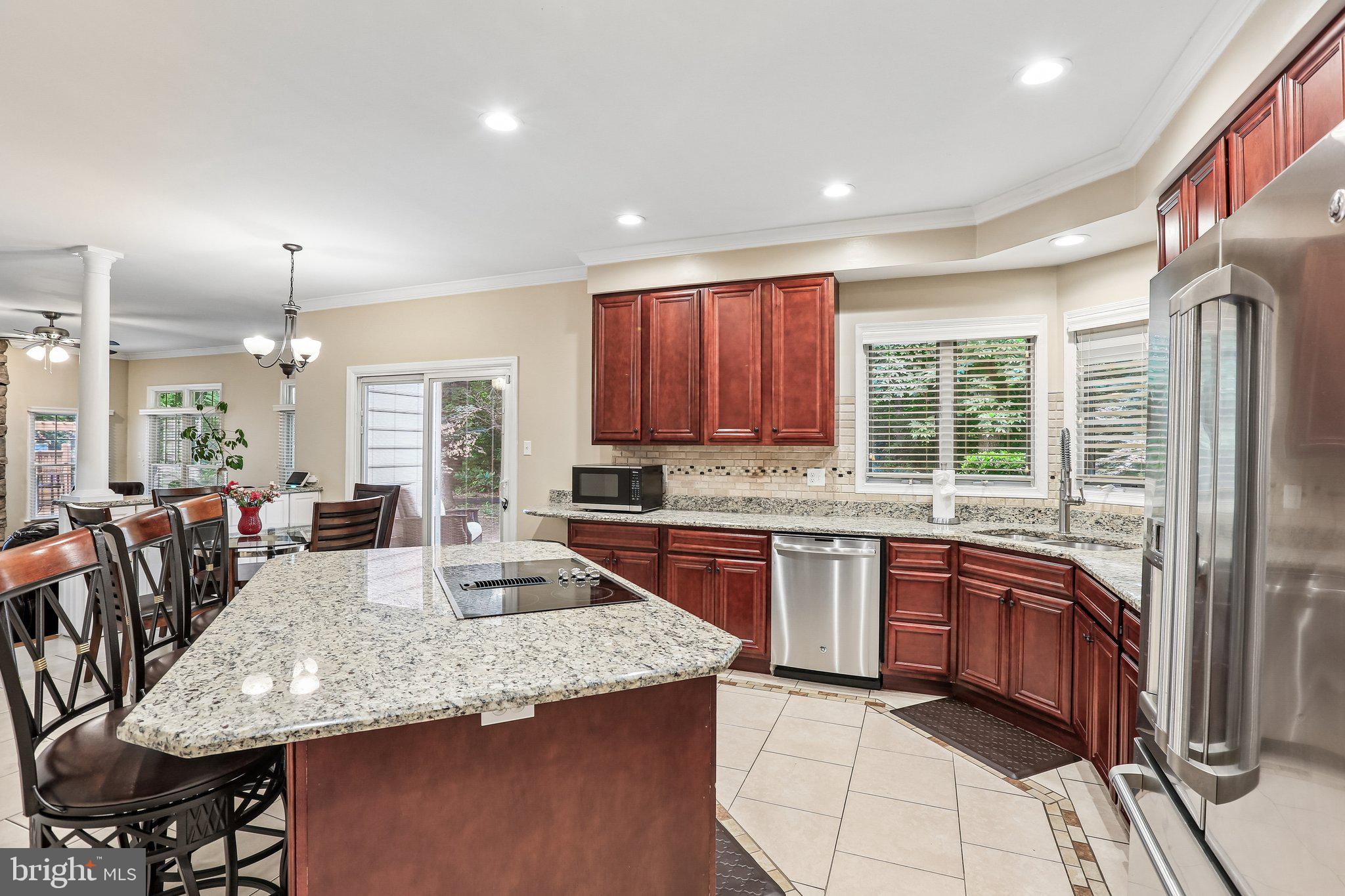 RUSSETT - Residential