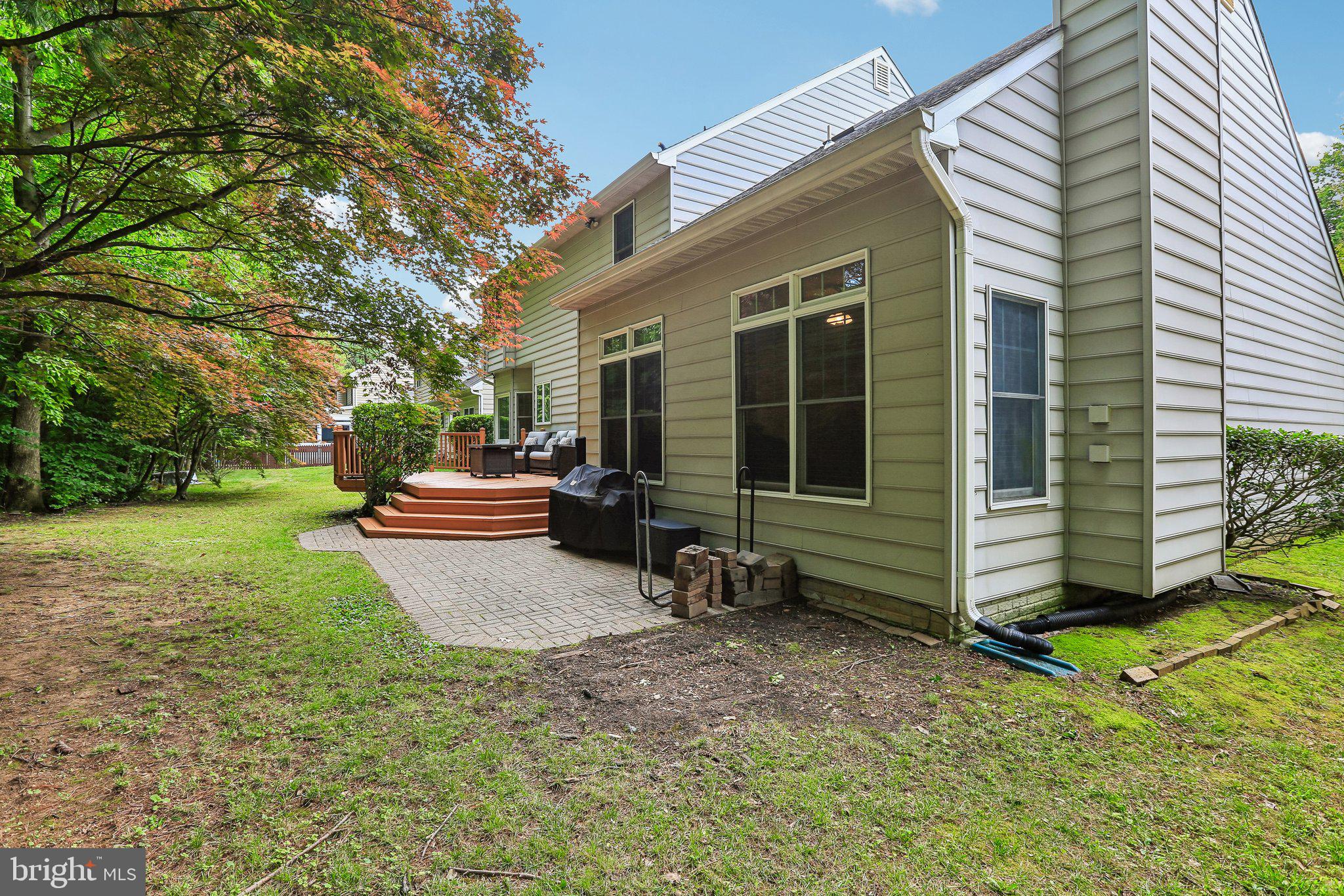 RUSSETT - Residential
