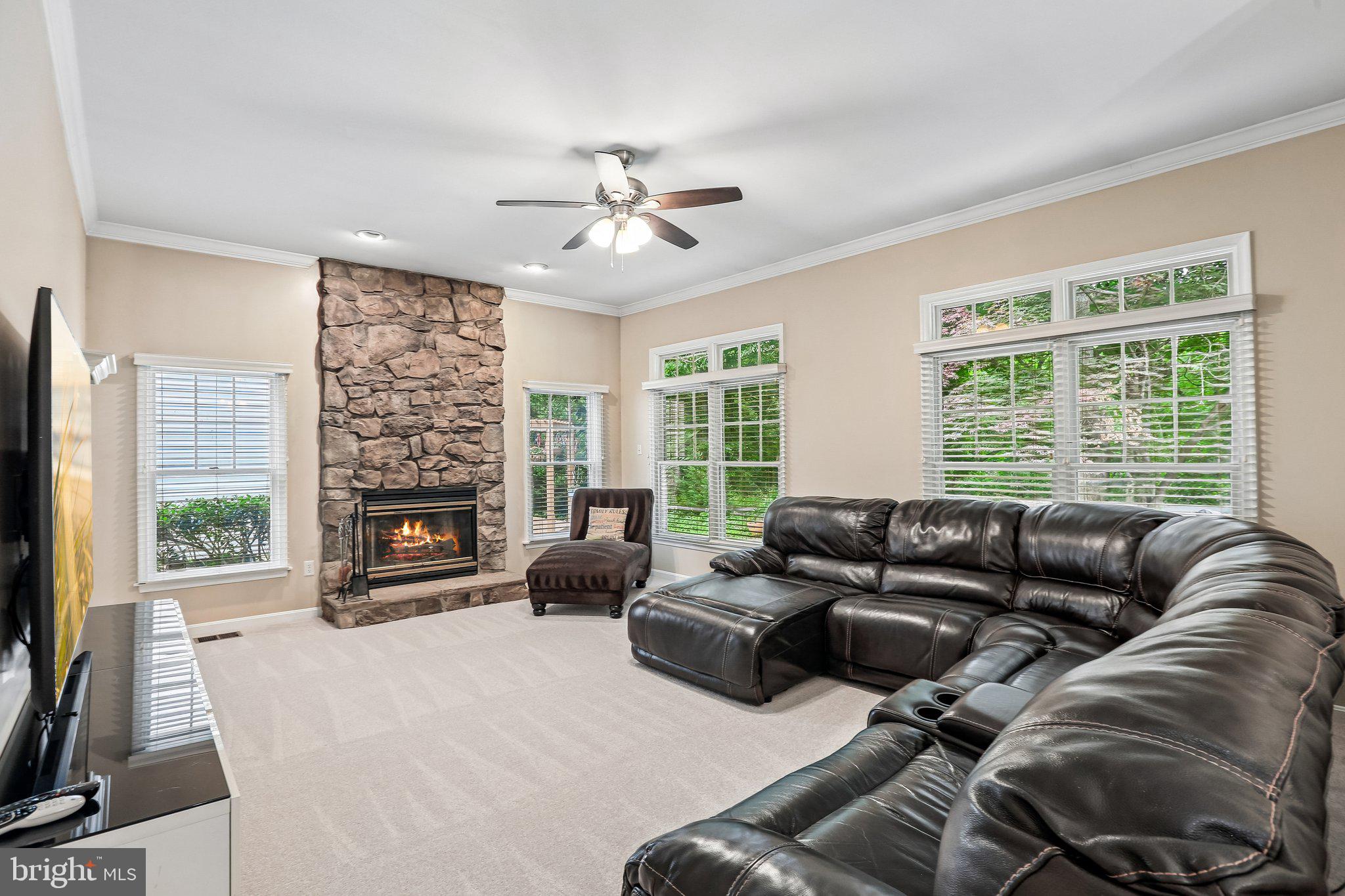 RUSSETT - Residential