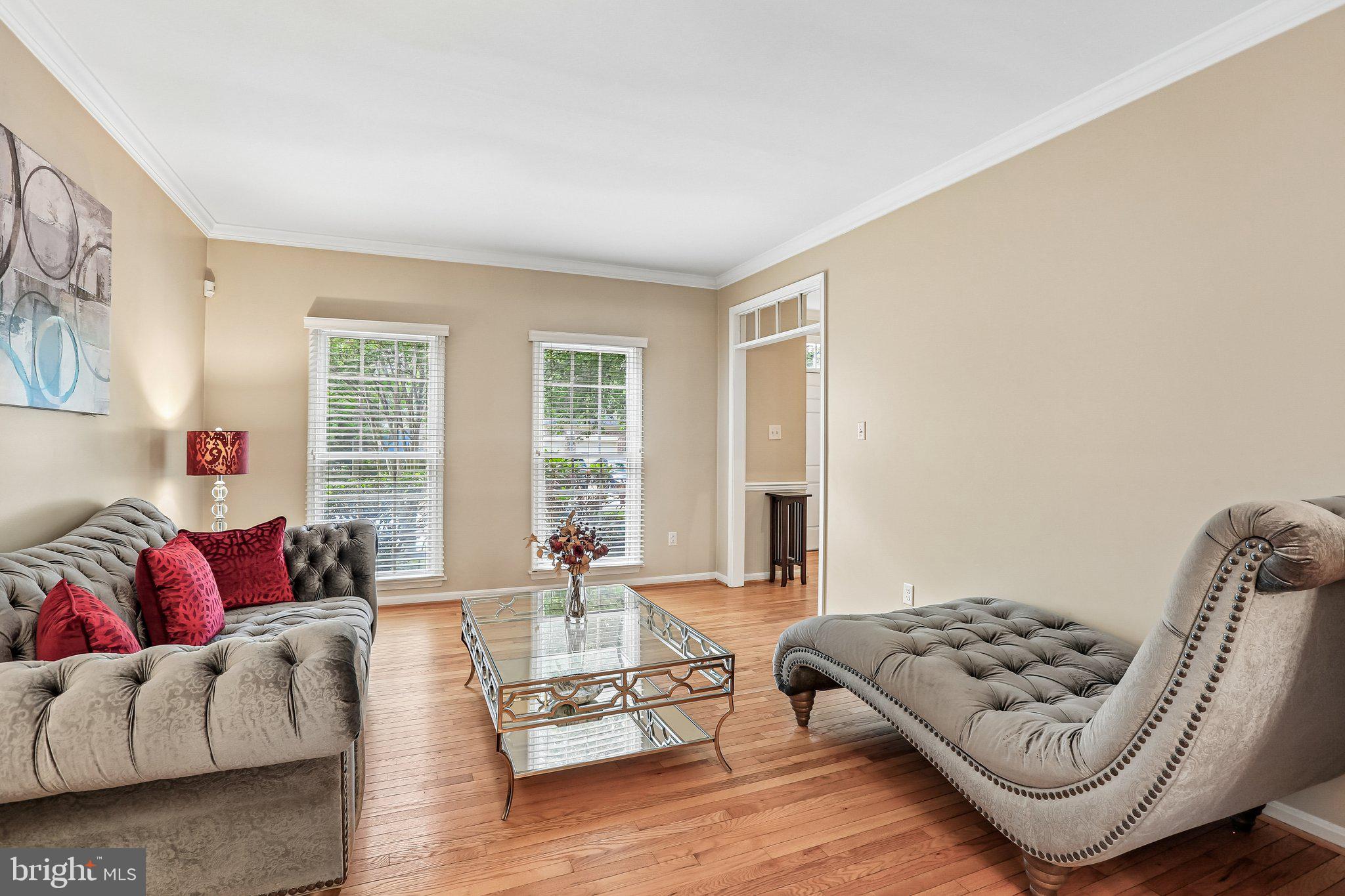 RUSSETT - Residential