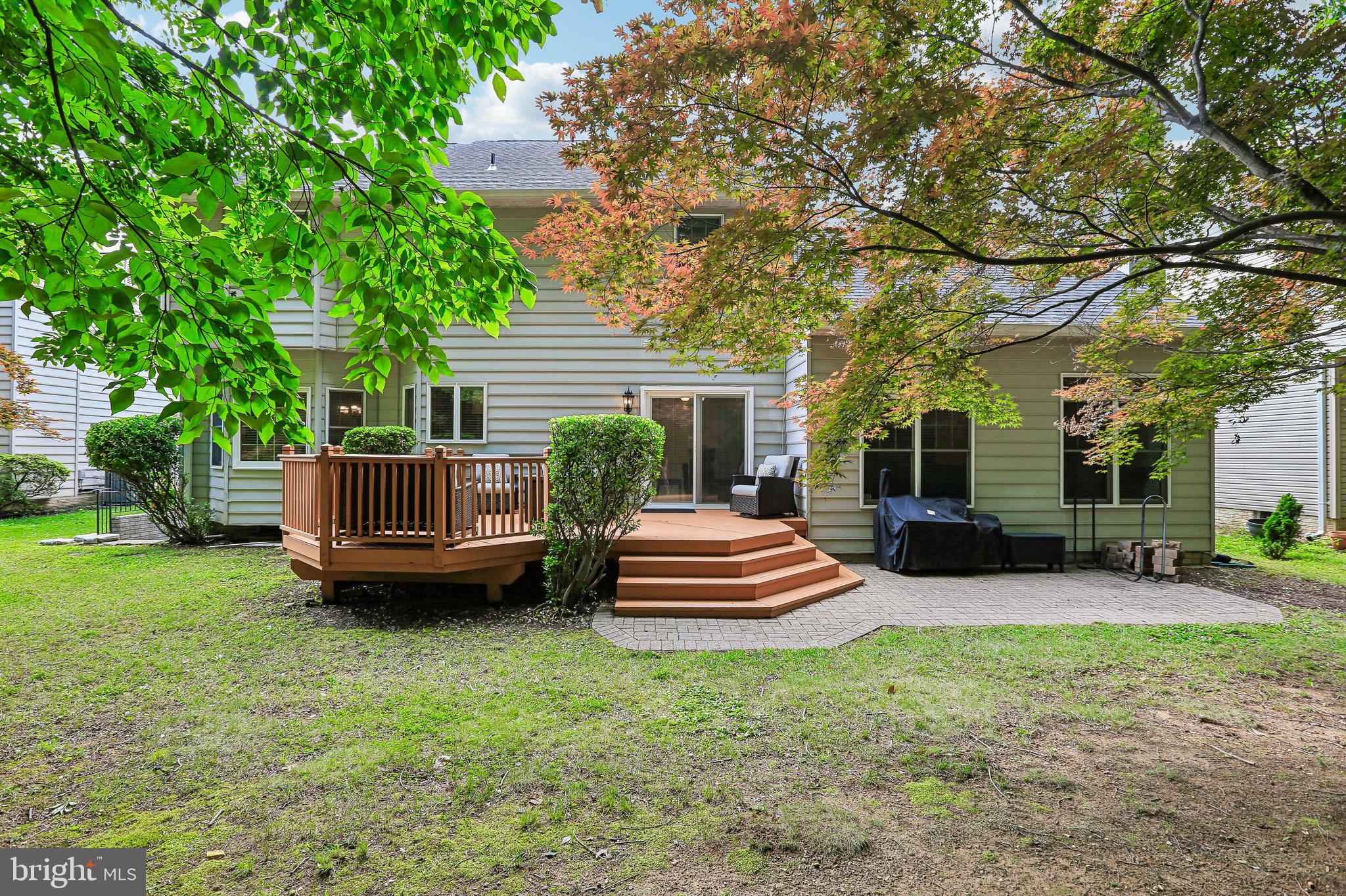 RUSSETT - Residential