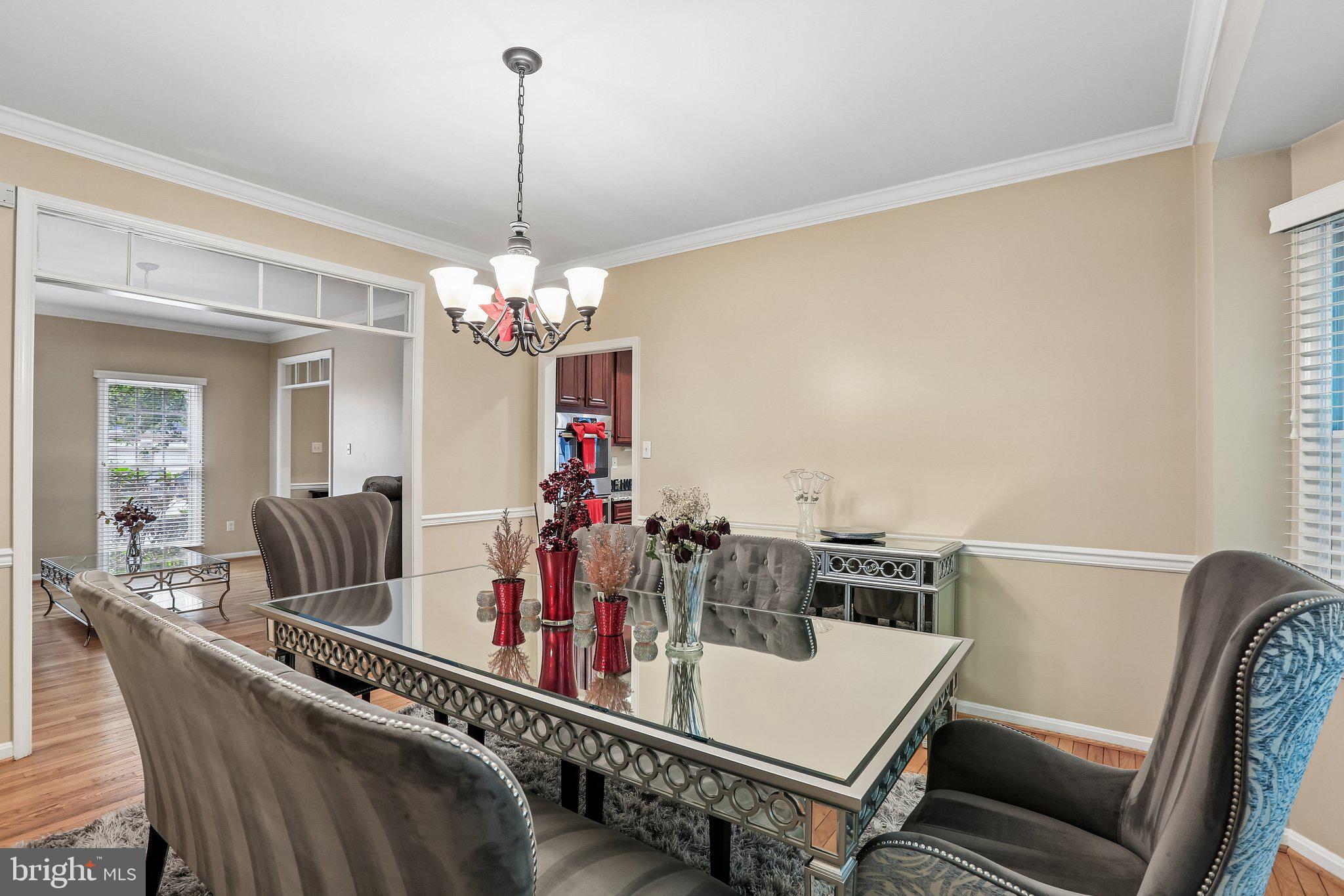 RUSSETT - Residential
