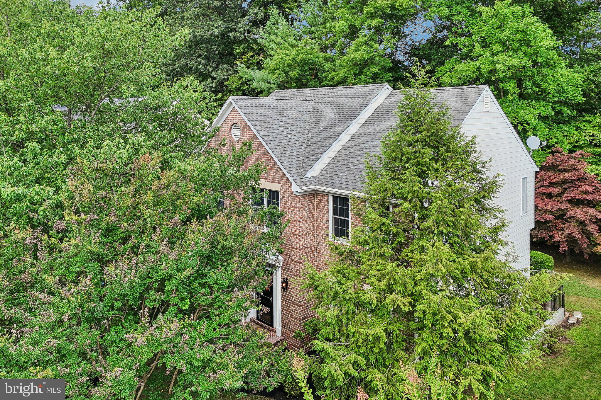 RUSSETT - Residential