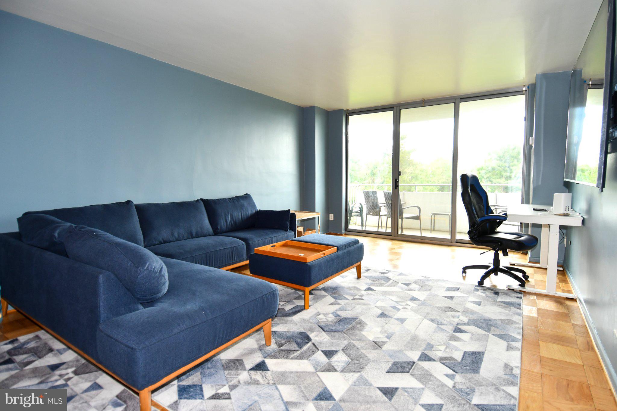 THE KENWOOD - Residential