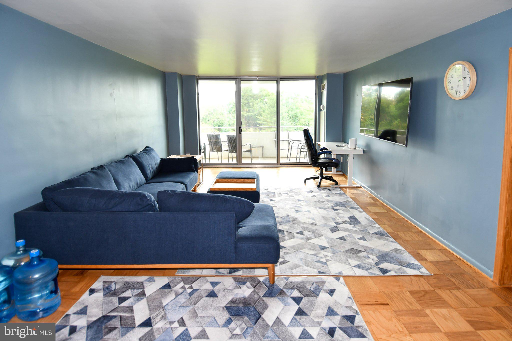 THE KENWOOD - Residential