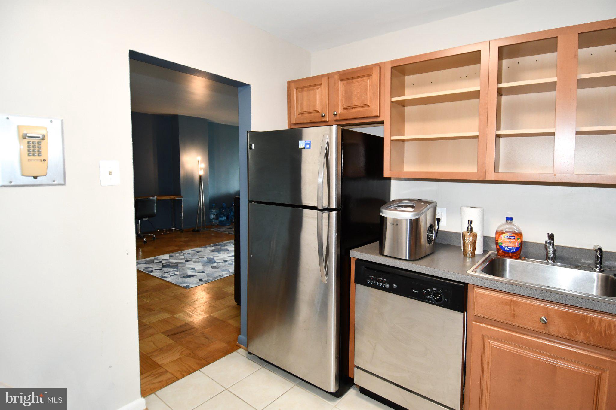 THE KENWOOD - Residential