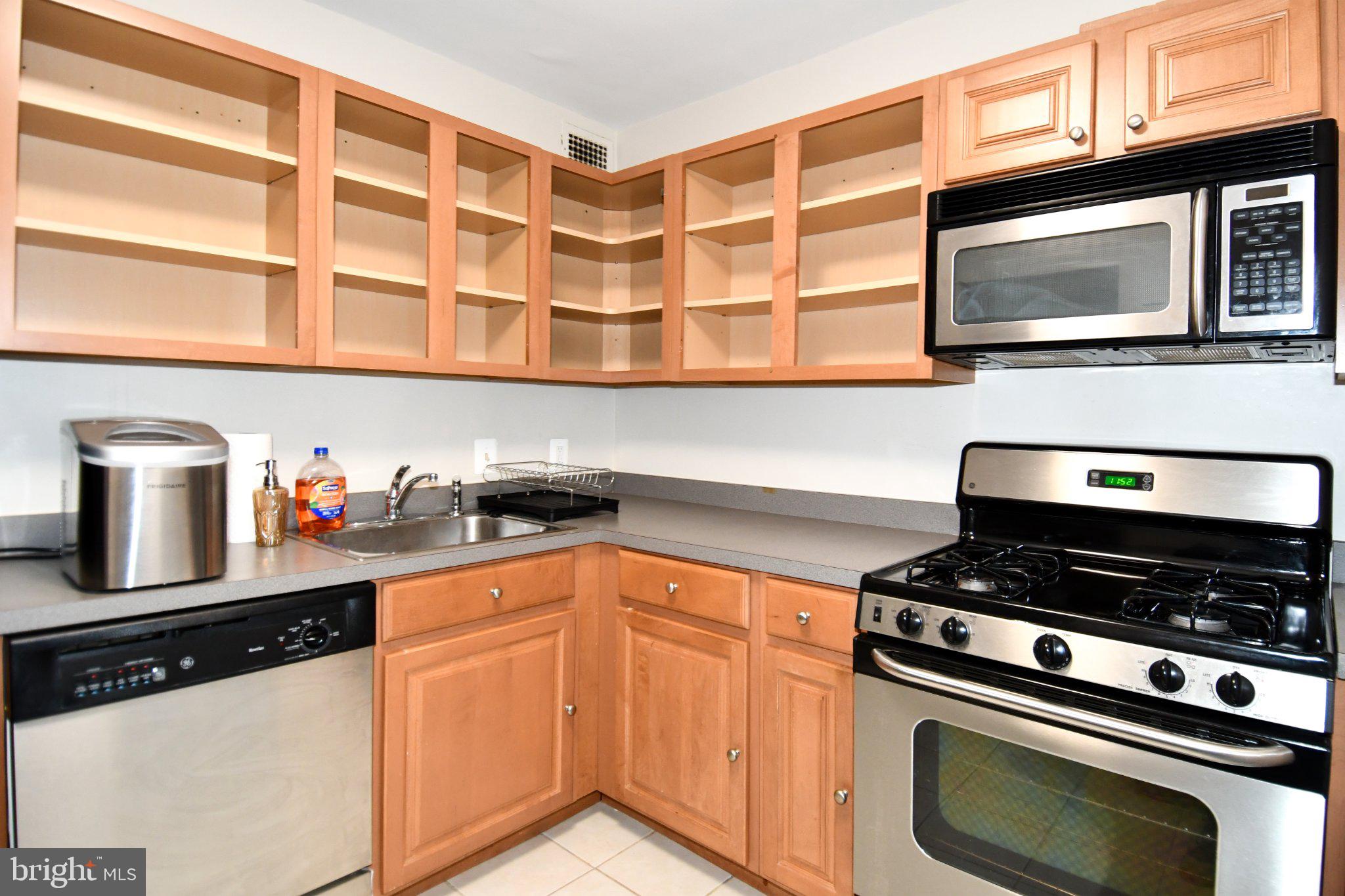 THE KENWOOD - Residential