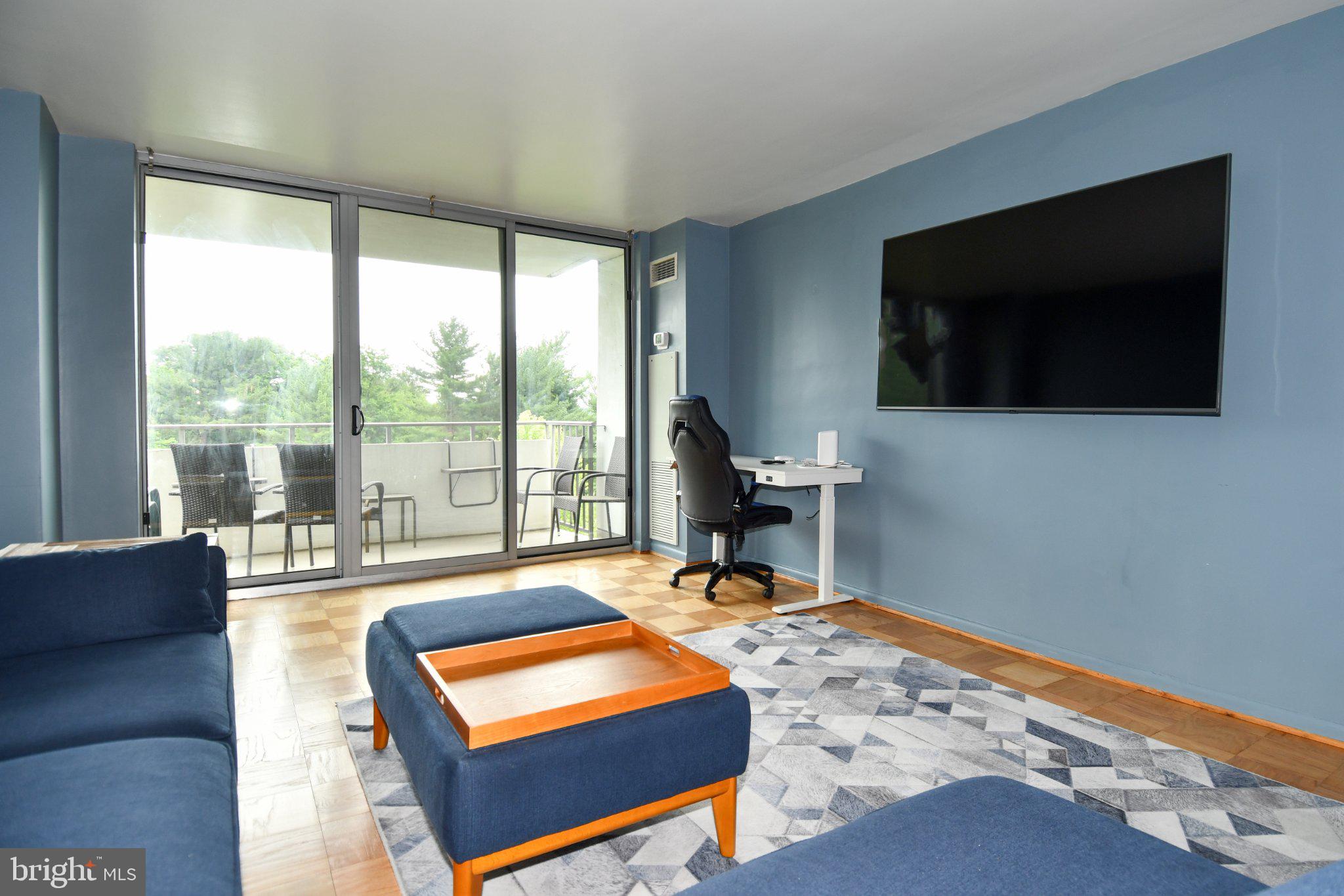THE KENWOOD - Residential
