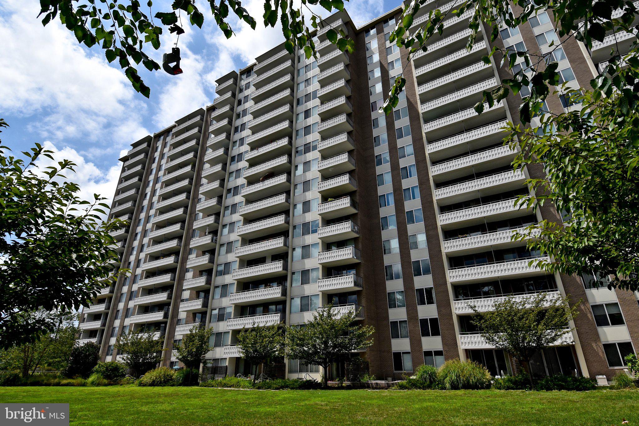 THE KENWOOD - Residential