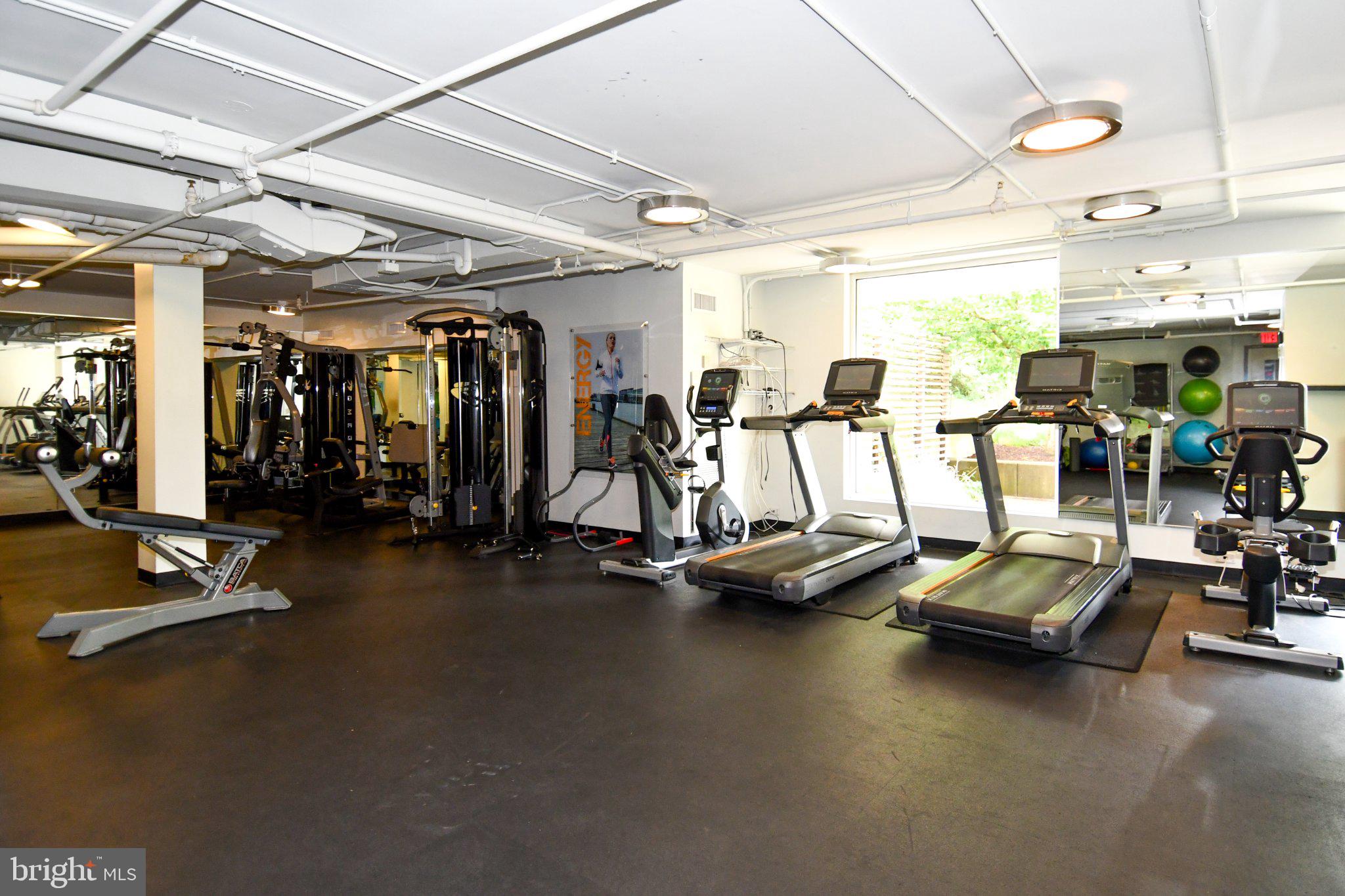 THE KENWOOD - Residential