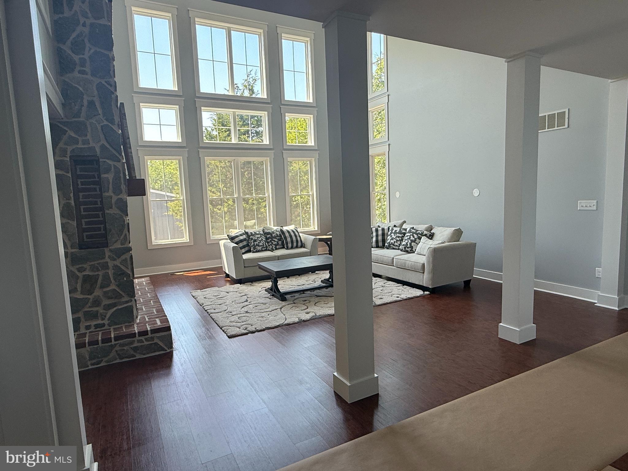 BLACKSTON COVE - Residential
