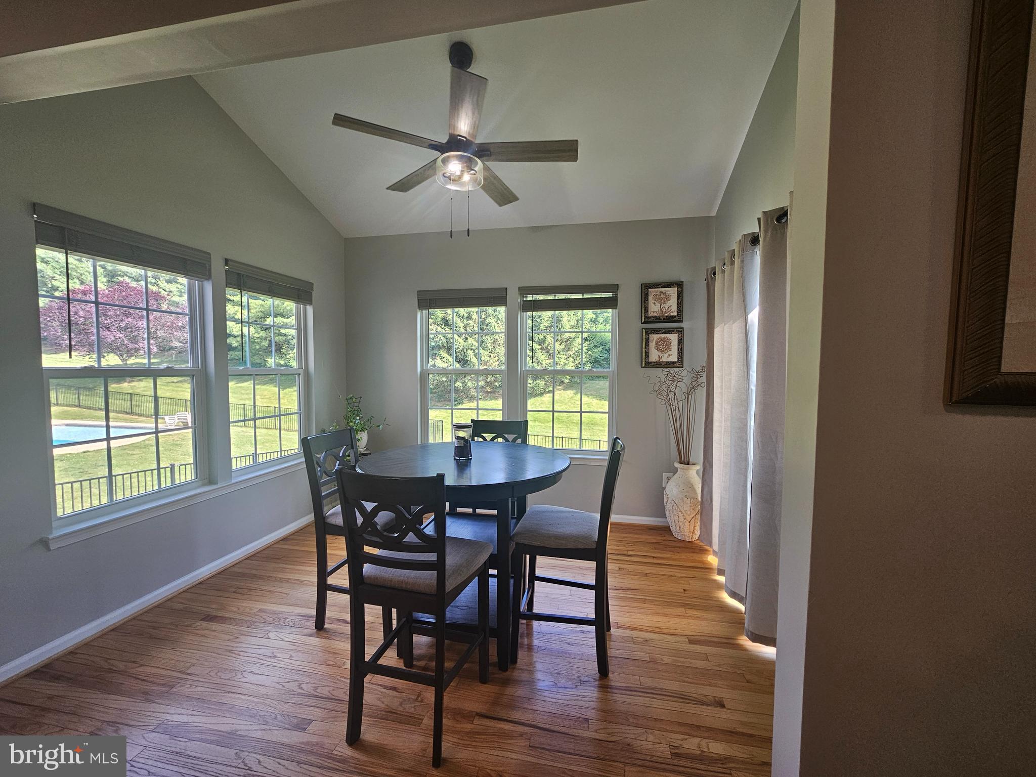 VILLAGE OF MEADOW CREEK - Residential