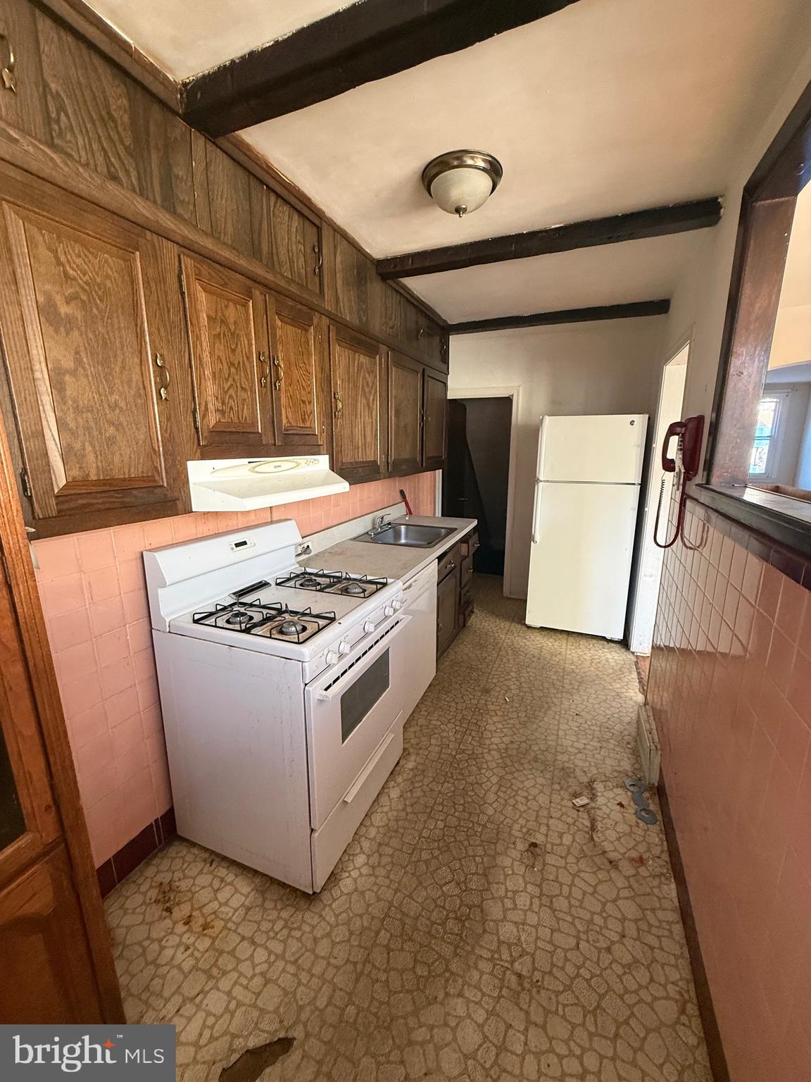 PHILADELPHIA (NORTHEAST) - Residential