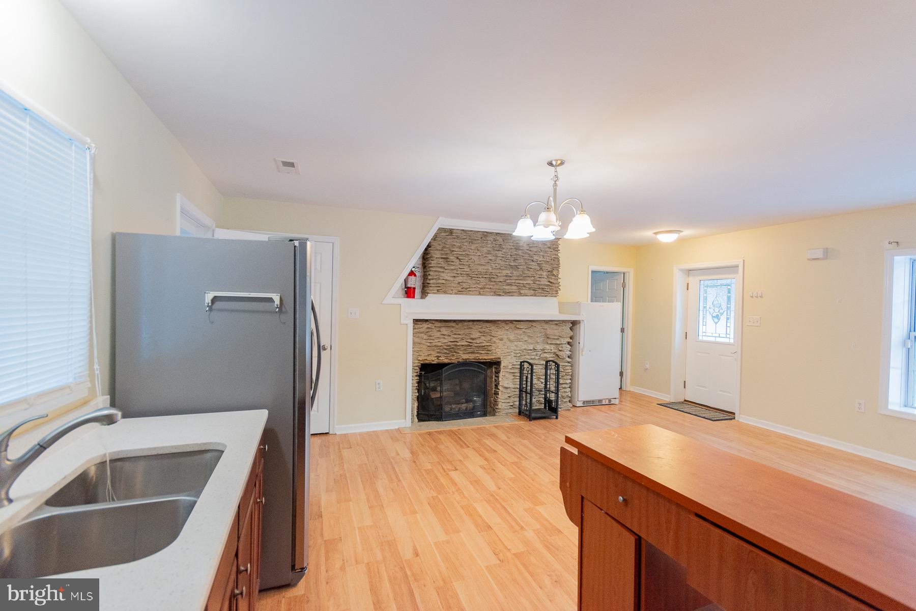 RIVER VIEW PARK - Residential