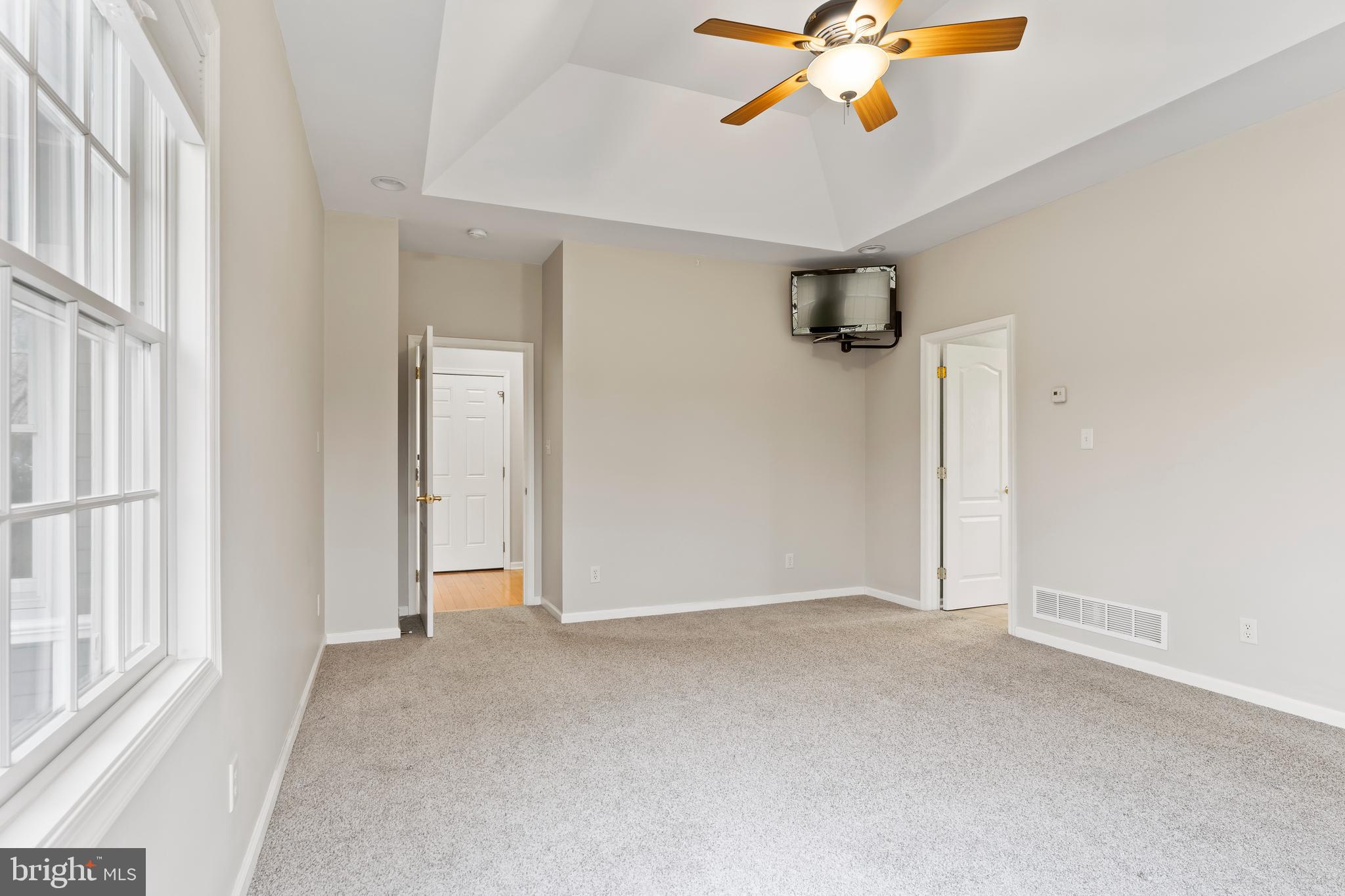 WHISKEY RUN ESTATES - Residential
