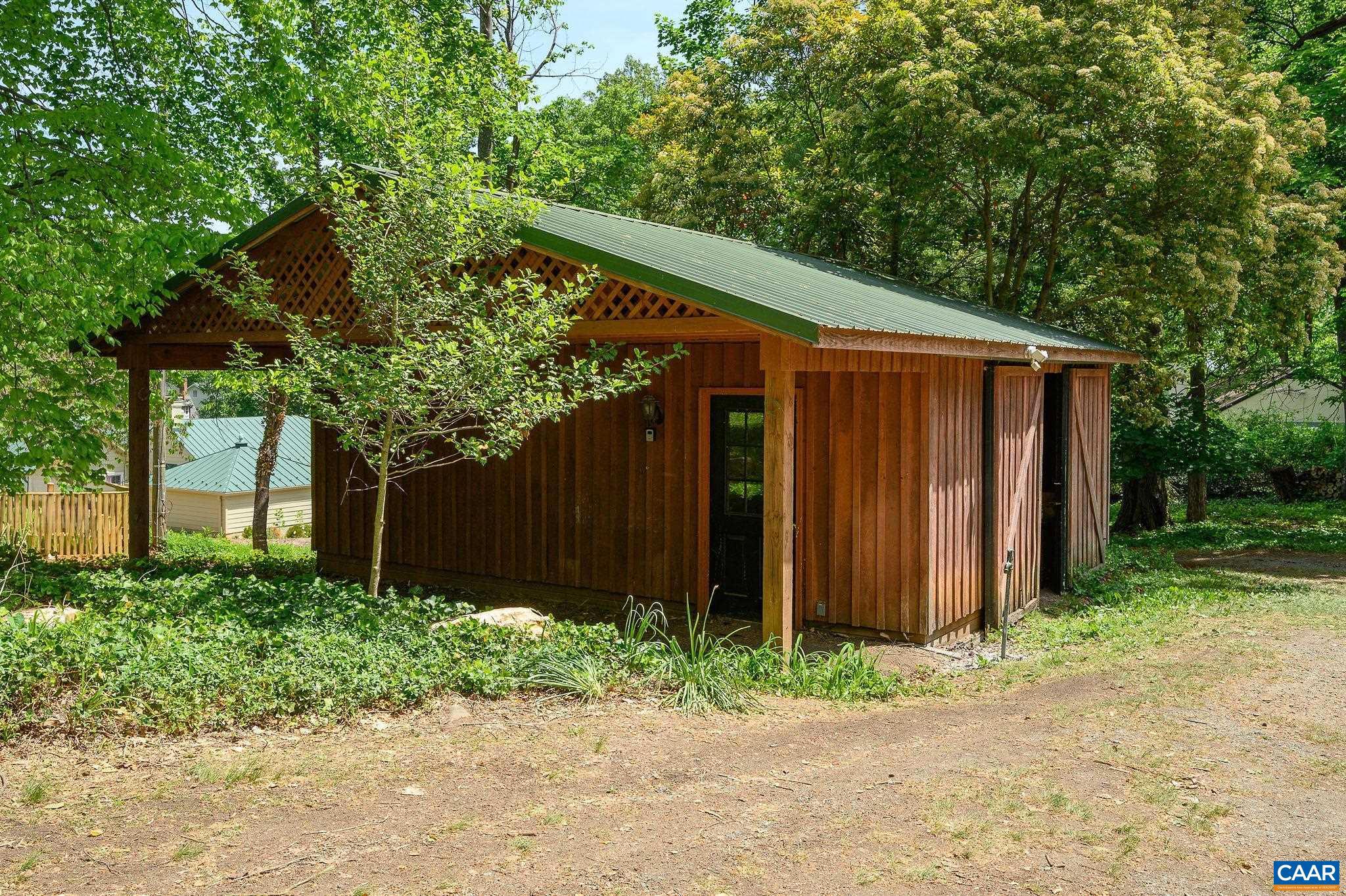 RUGBY - Residential