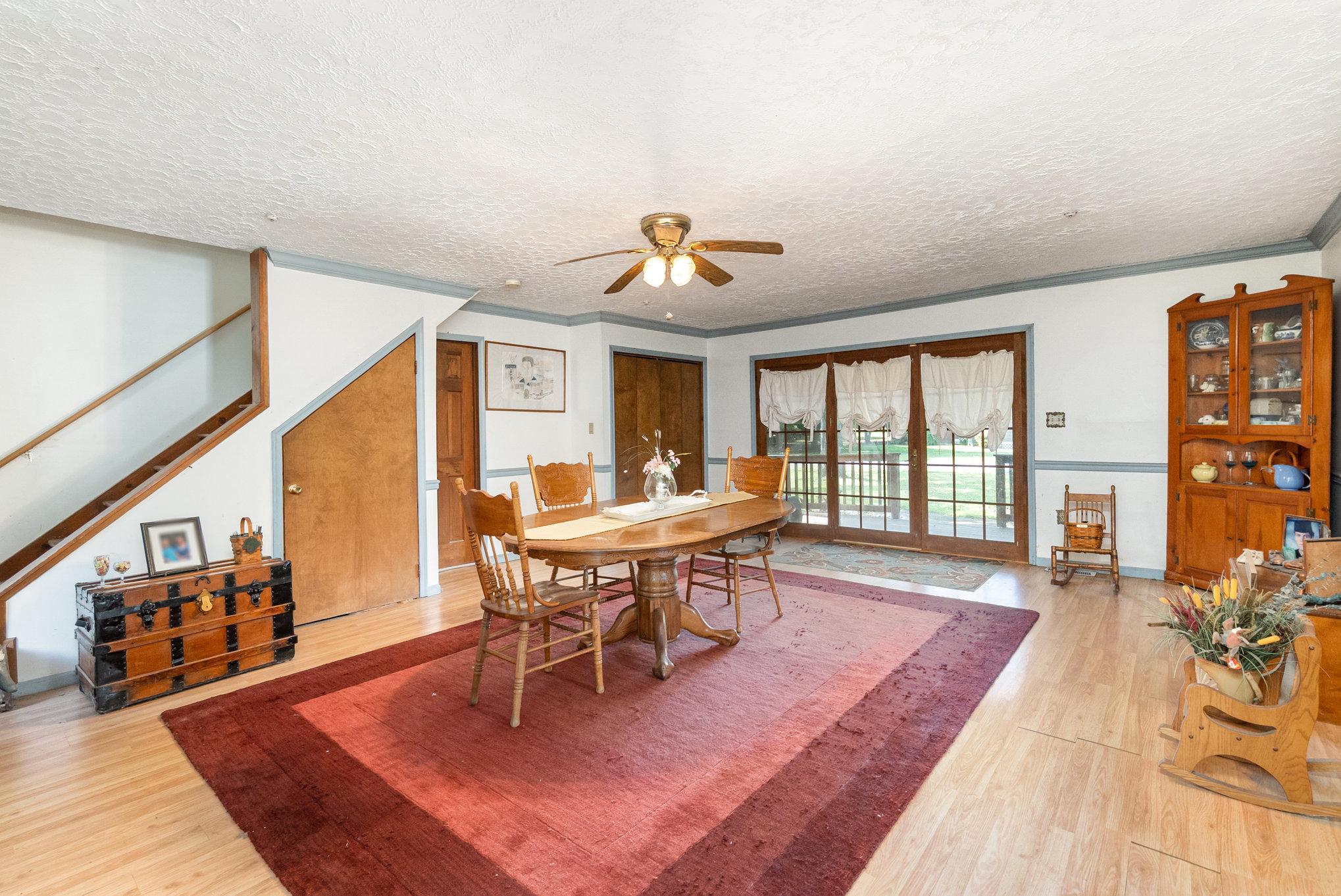 HACKS POINT - Residential