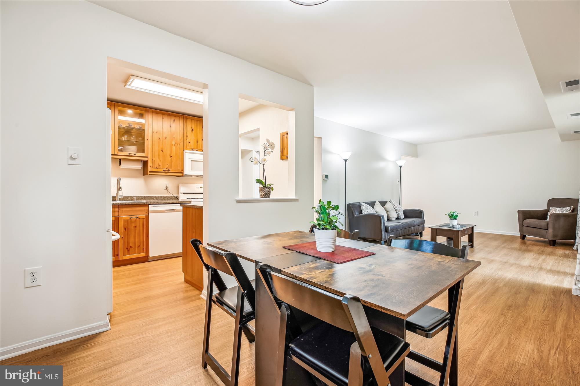 PLYMOUTH GARDENS - Residential