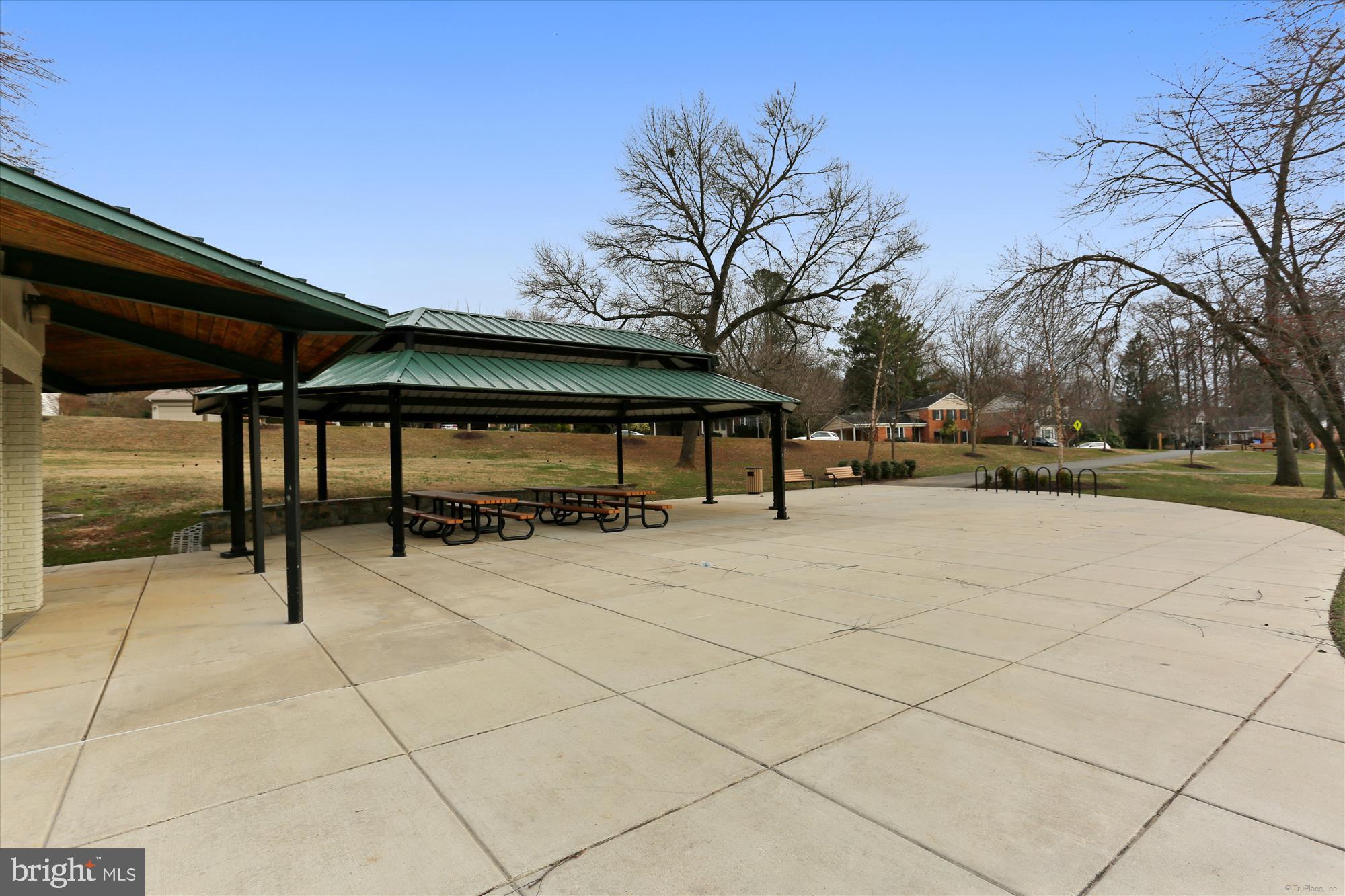 PLYMOUTH GARDENS - Residential
