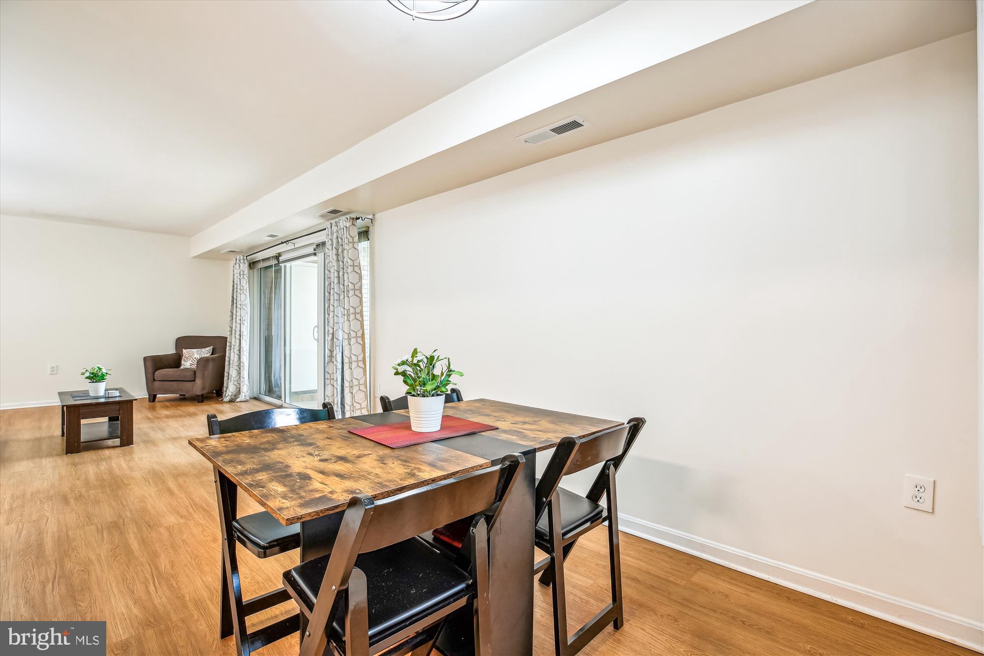 PLYMOUTH GARDENS - Residential