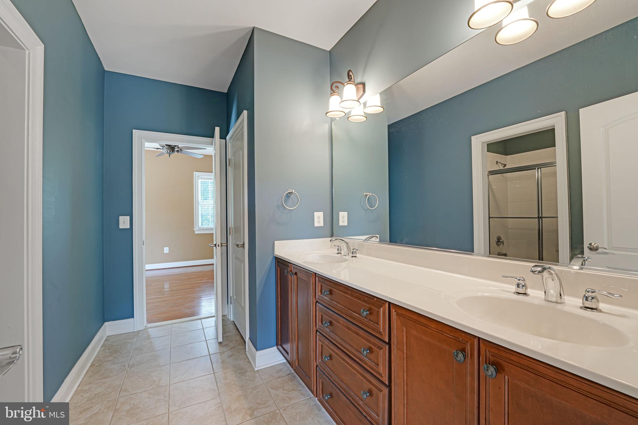 SUMMERS LANDING - Residential