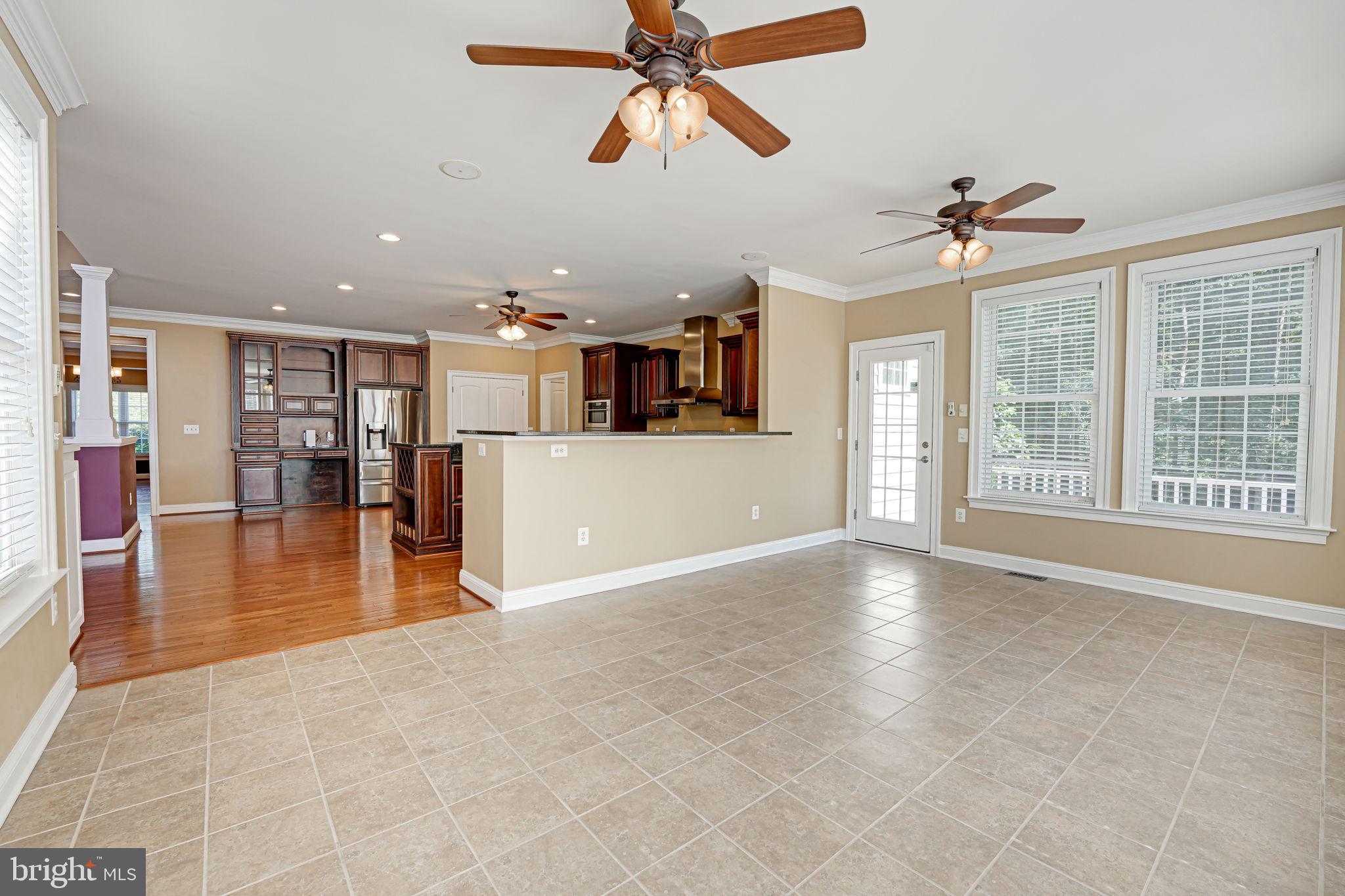 SUMMERS LANDING - Residential