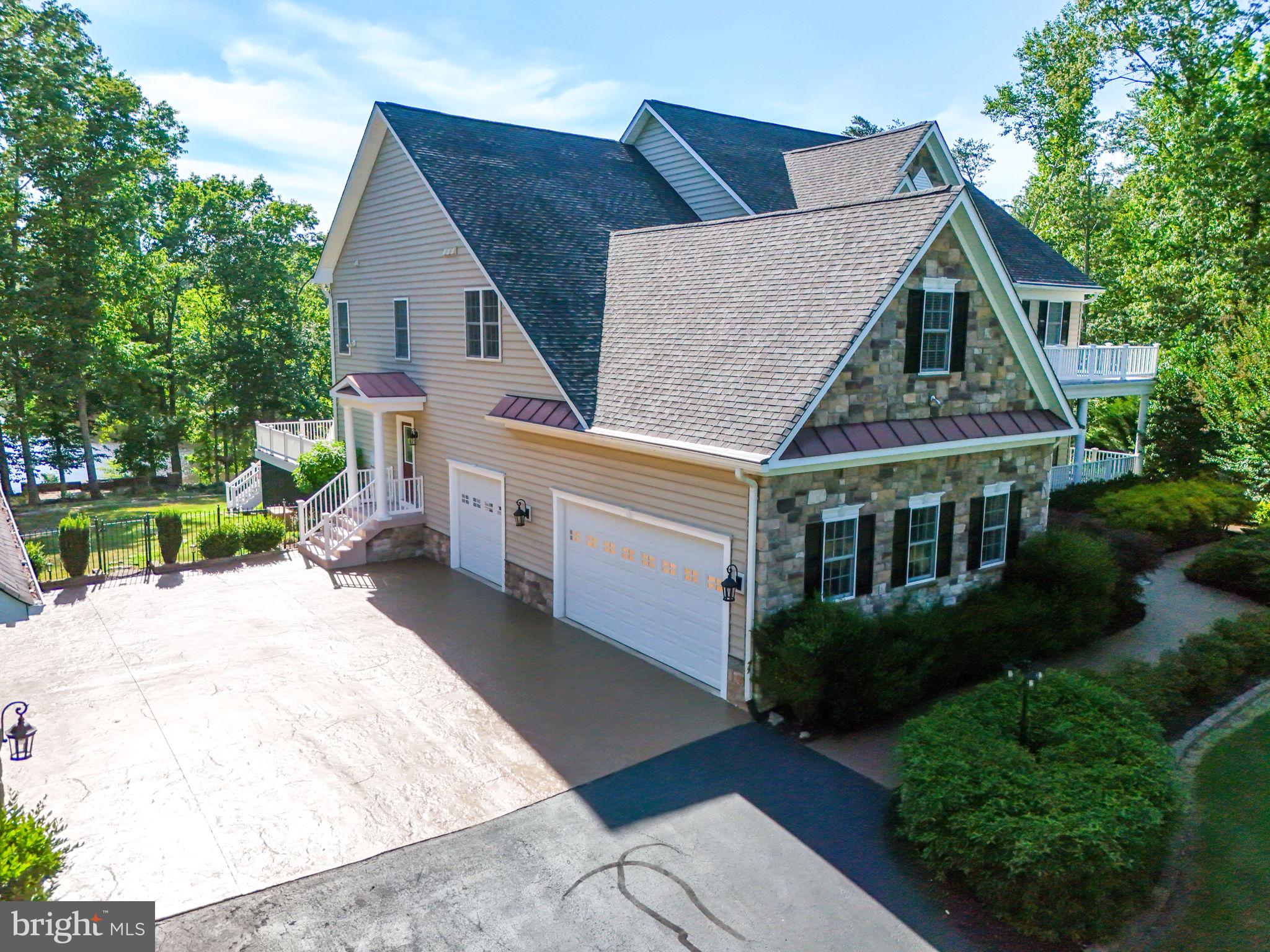 SUMMERS LANDING - Residential