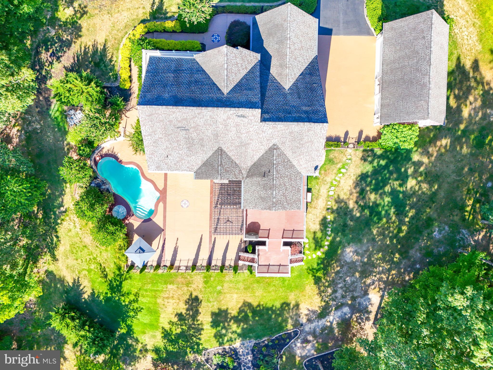 SUMMERS LANDING - Residential