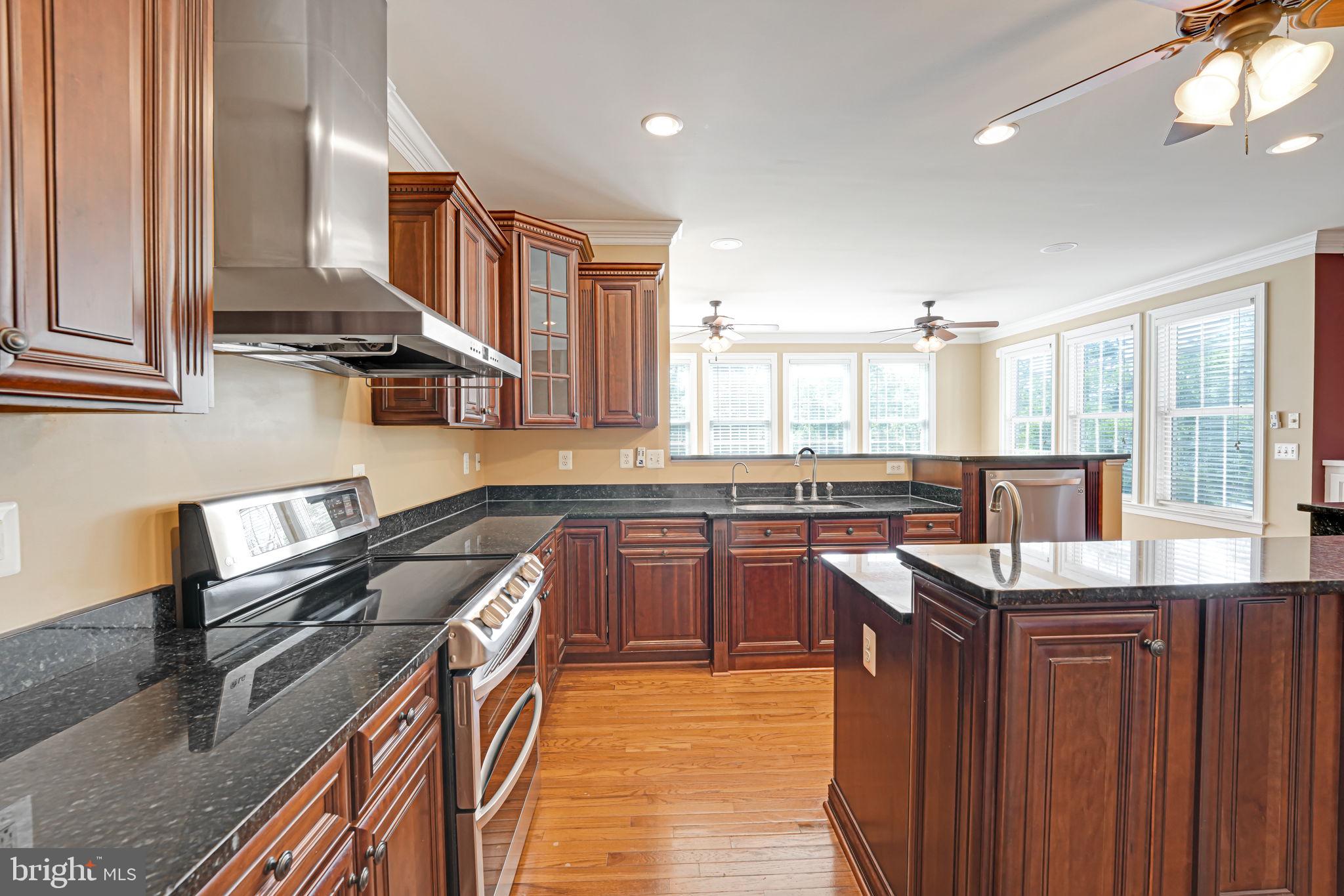 SUMMERS LANDING - Residential